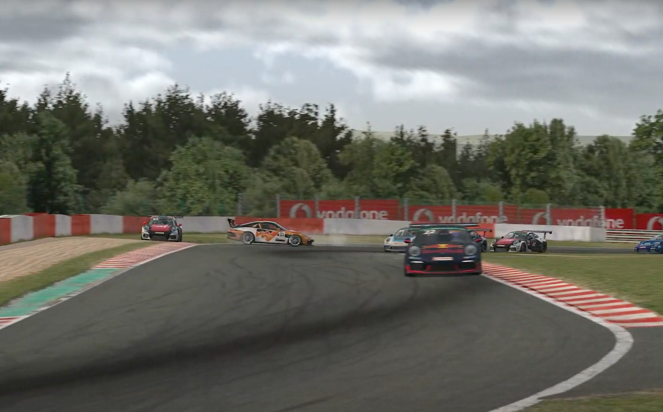 Porsche Esports Supercup R7 Benecke Rogers Crash