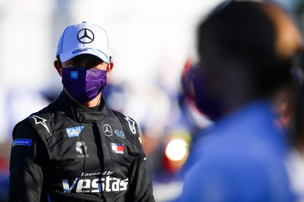 Why de Vries was punished so harshly for pushing his Mercedes