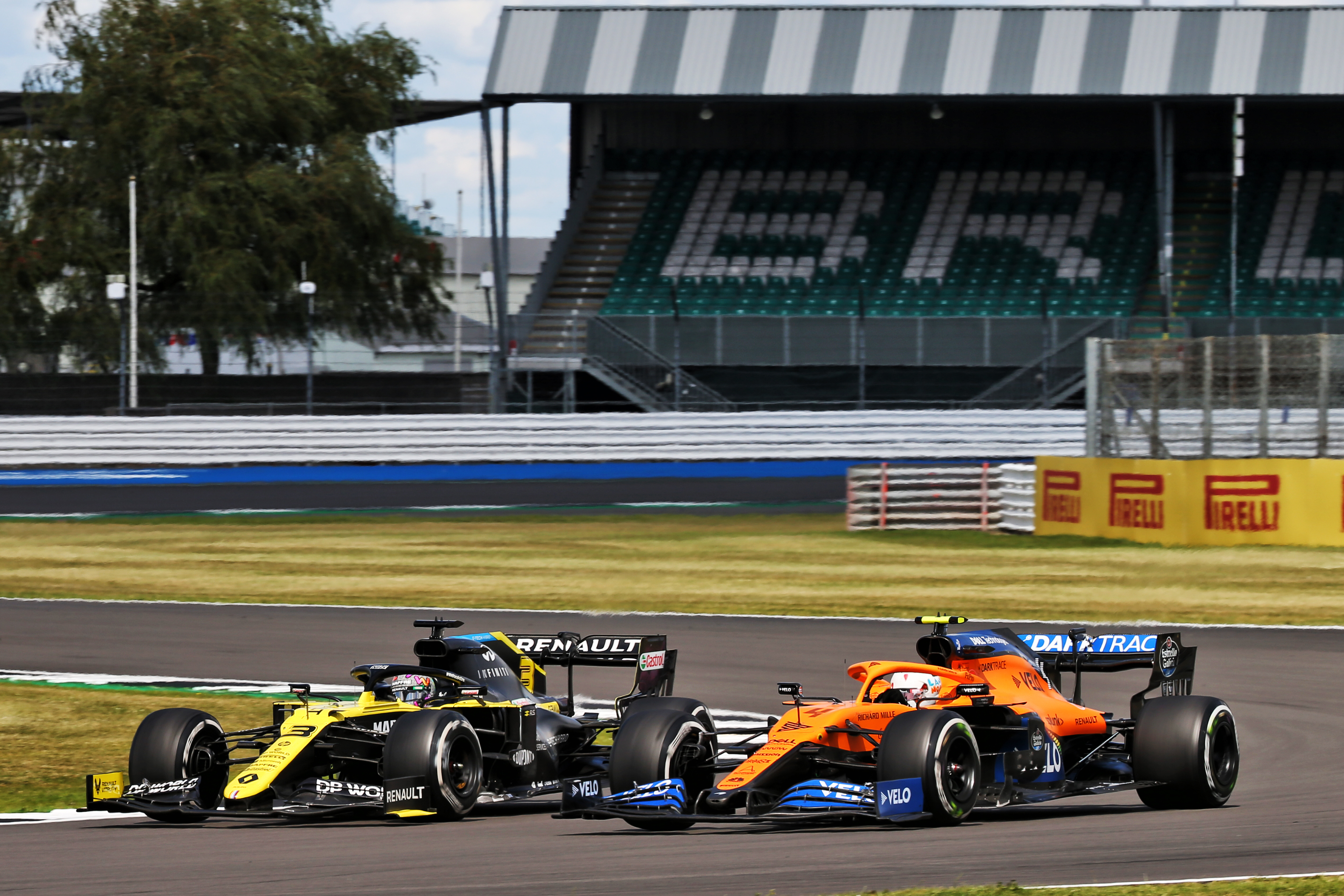 Daniel Ricciardo Renault Lando Norris McLaren British Grand Prix 2020 Silverstone