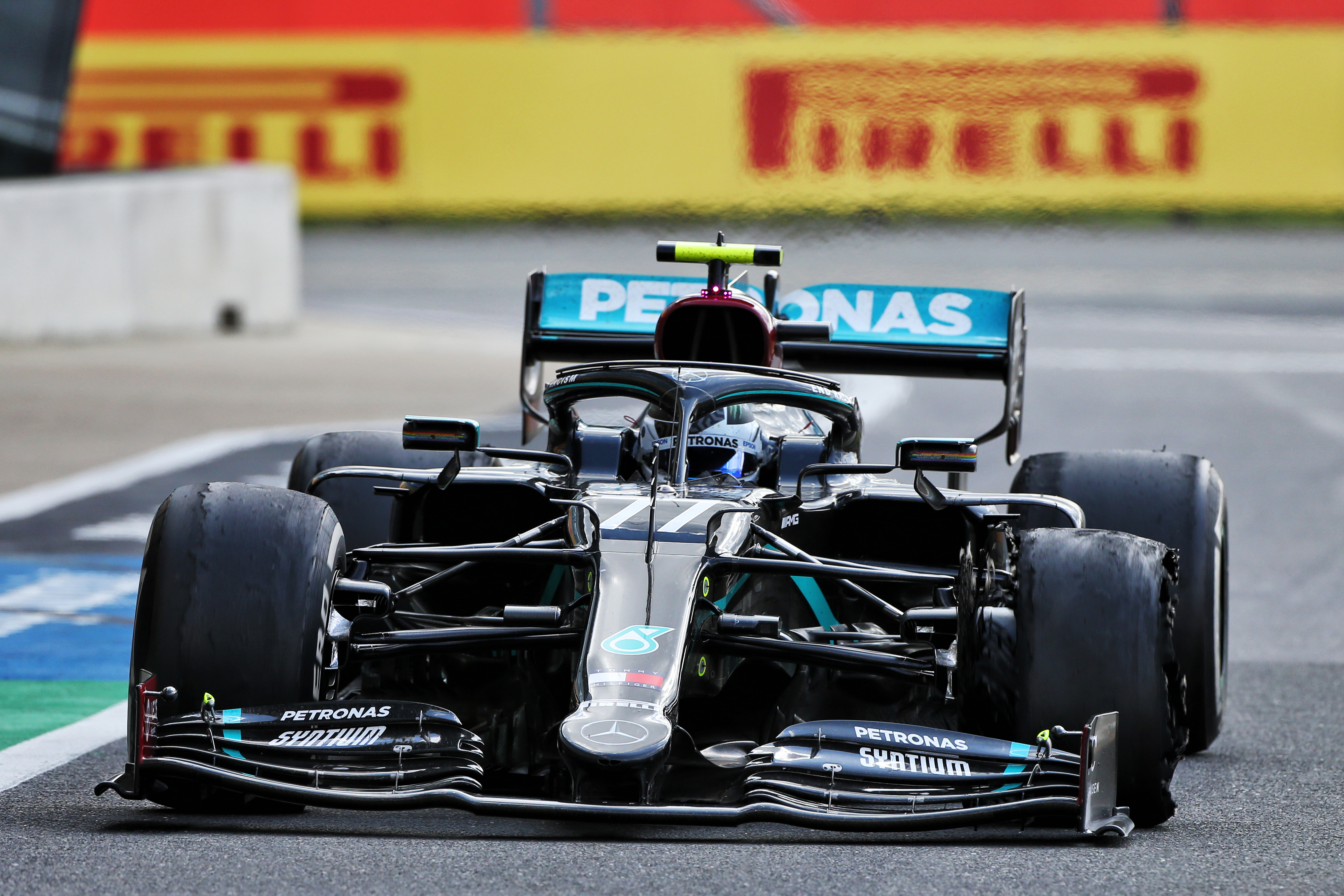 Valtteri Bottas Mercedes puncture British Grand Prix 2020 Silverstone