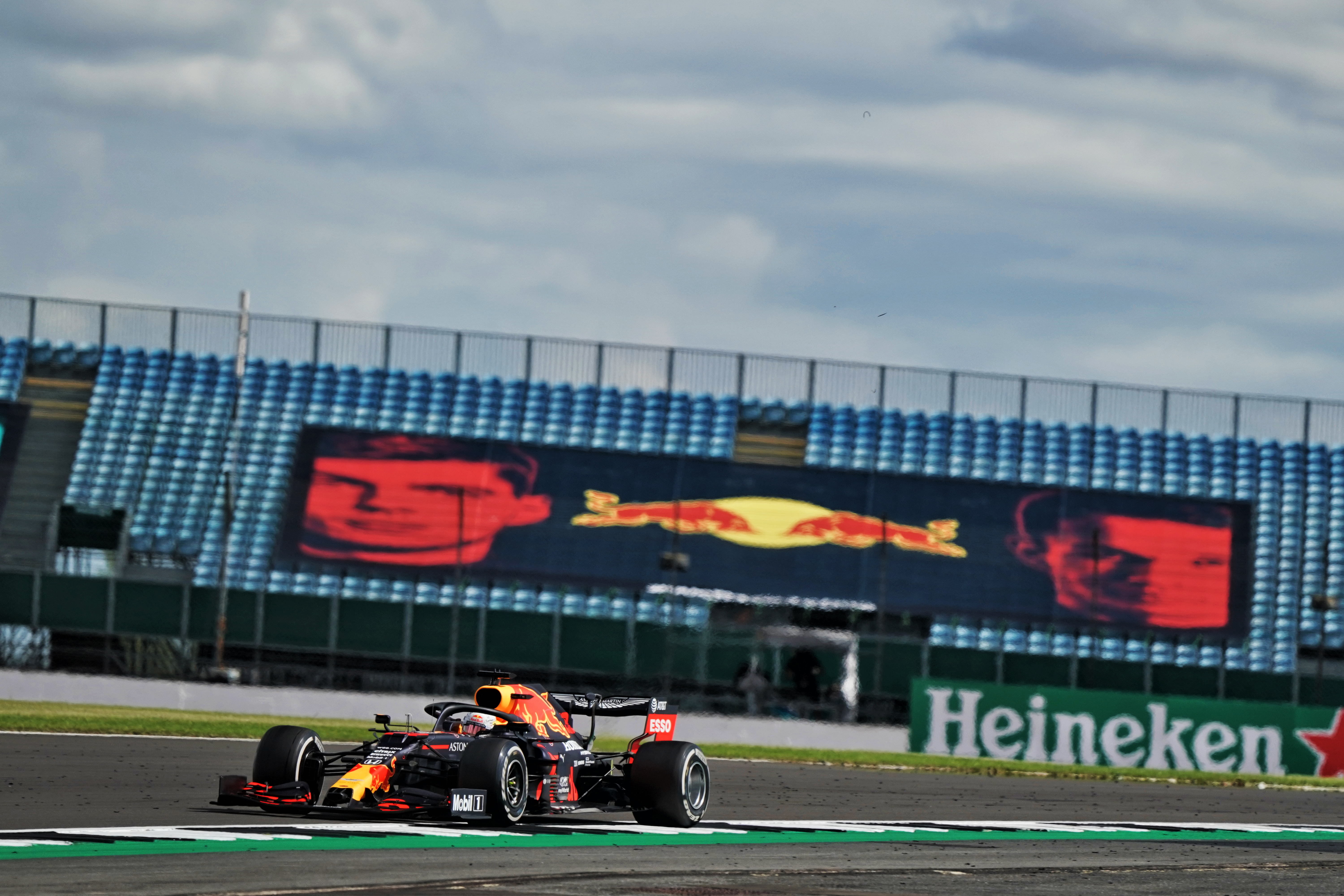 Motor Racing Formula One World Championship British Grand Prix Race Day Silverstone, England