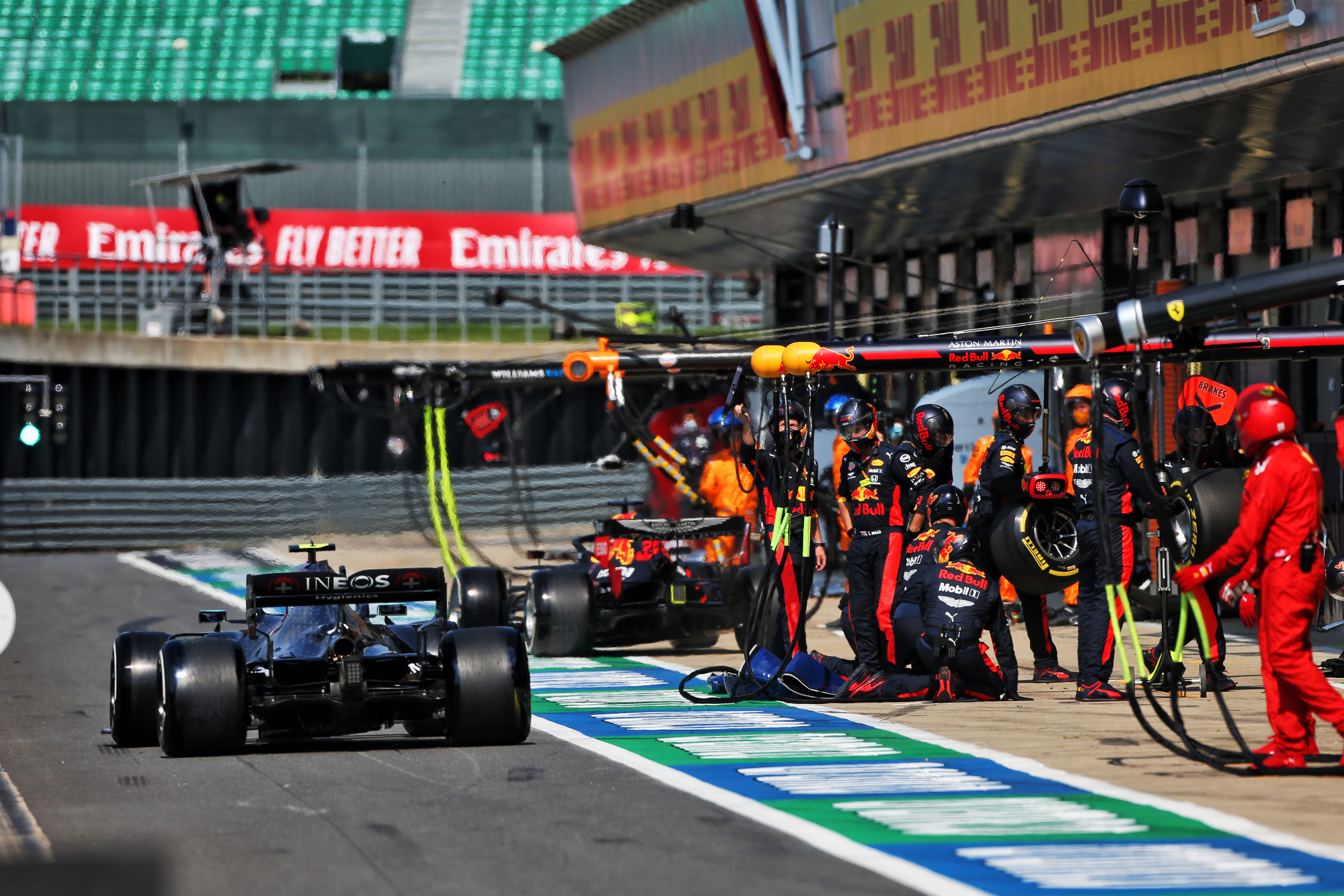 Max Verstappen Valtteri Bottas Silverstone 2020