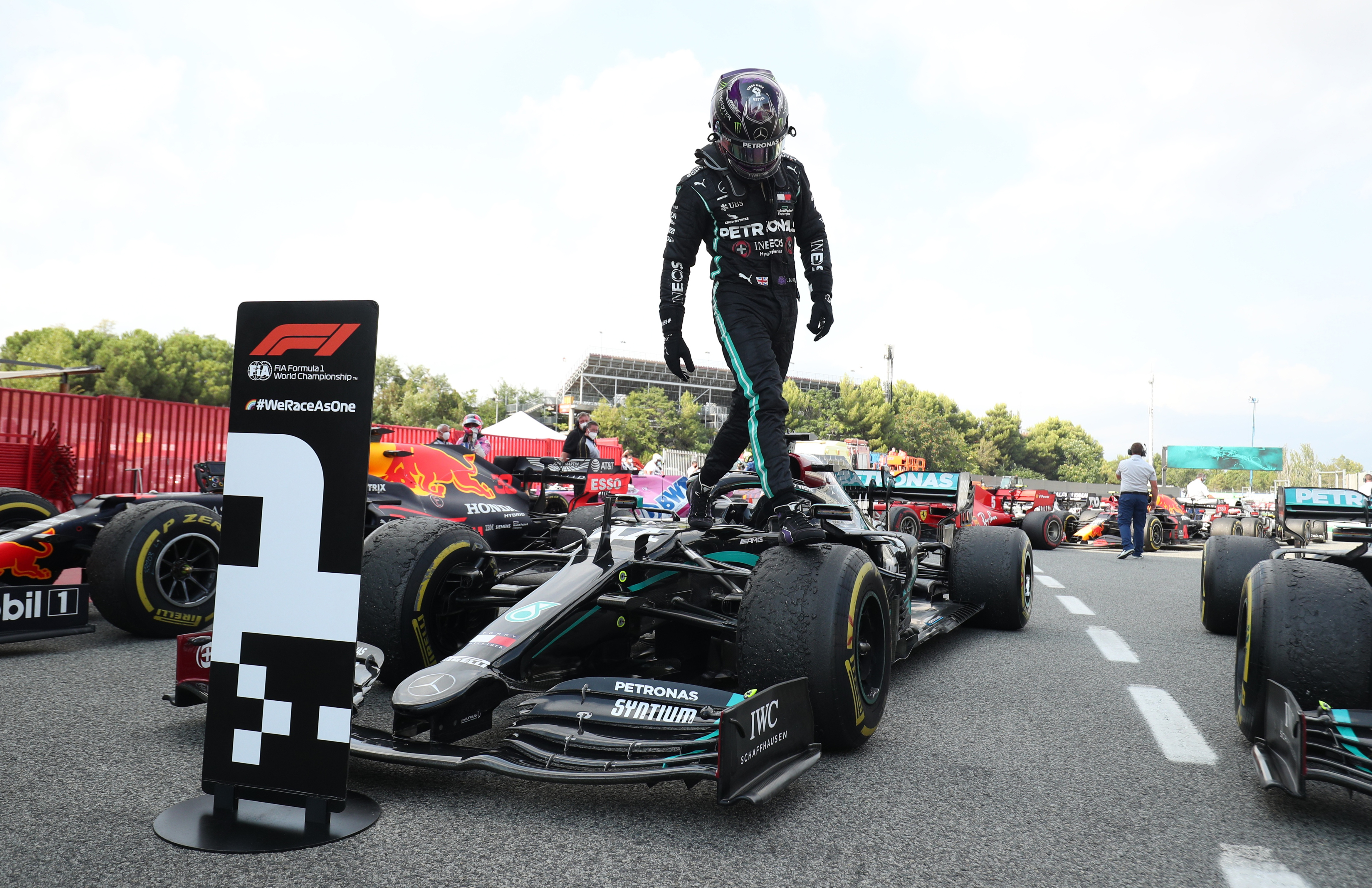 Lewis Hamilton wins Spanish Grand Prix 2020