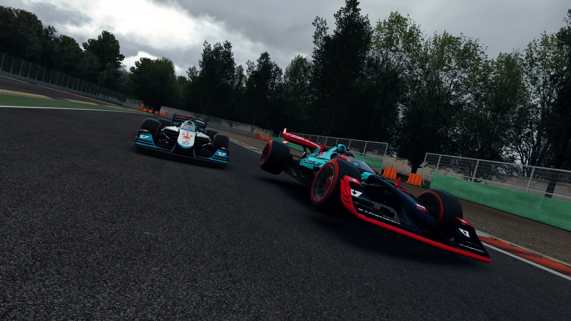 V10 R League Monza Pic 2