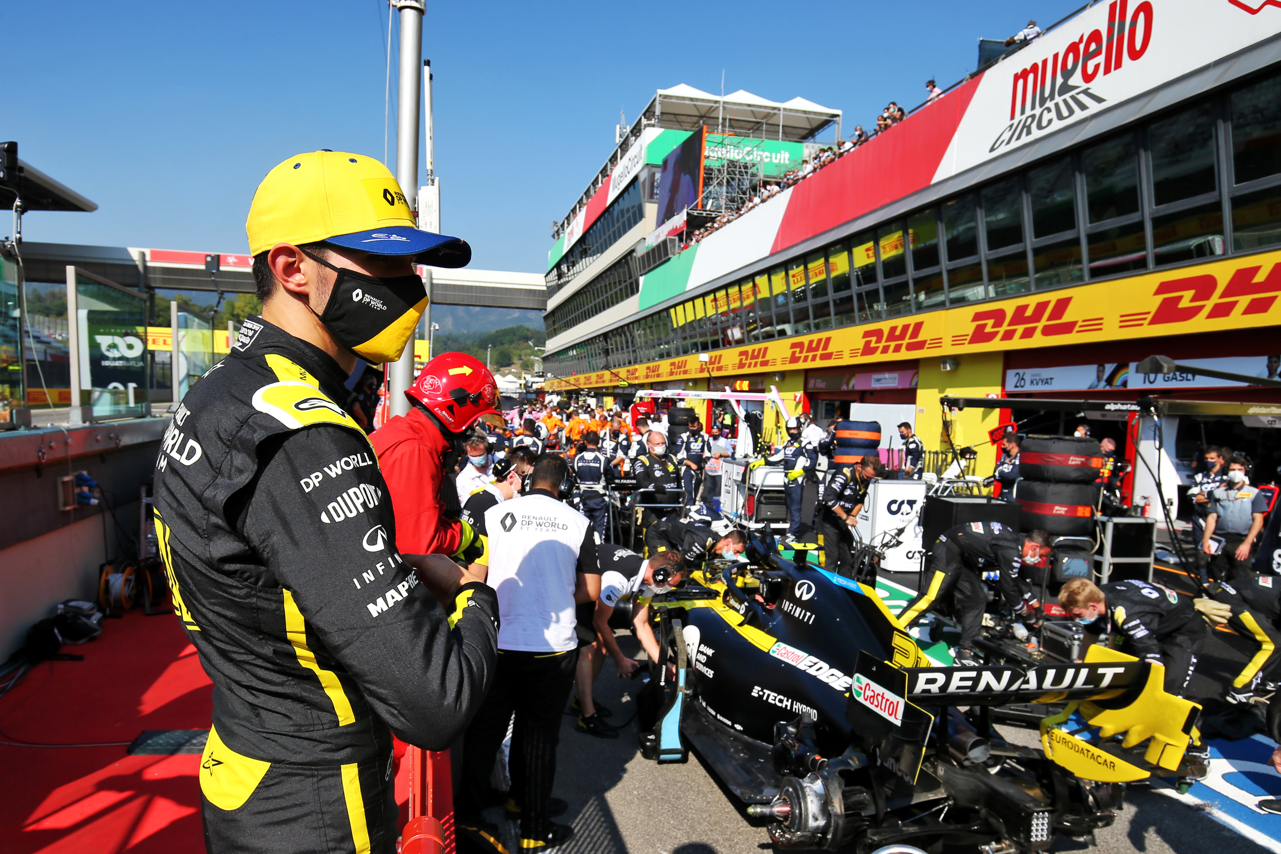 Motor Racing Formula One World Championship Tuscan Grand Prix Race Day Mugello, Italy