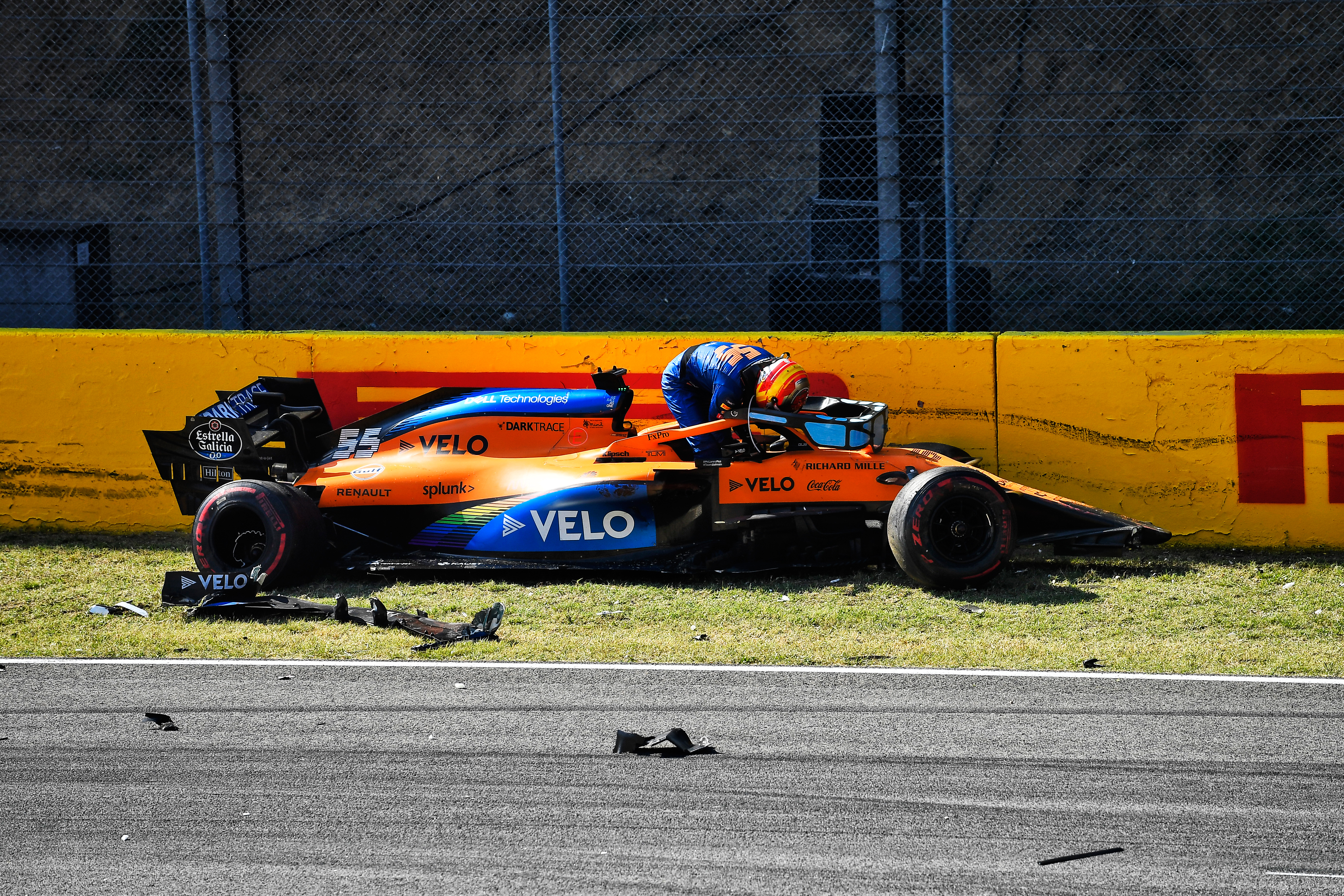 Carlos Sainz Jr McLaren damage Mugello crash 2020