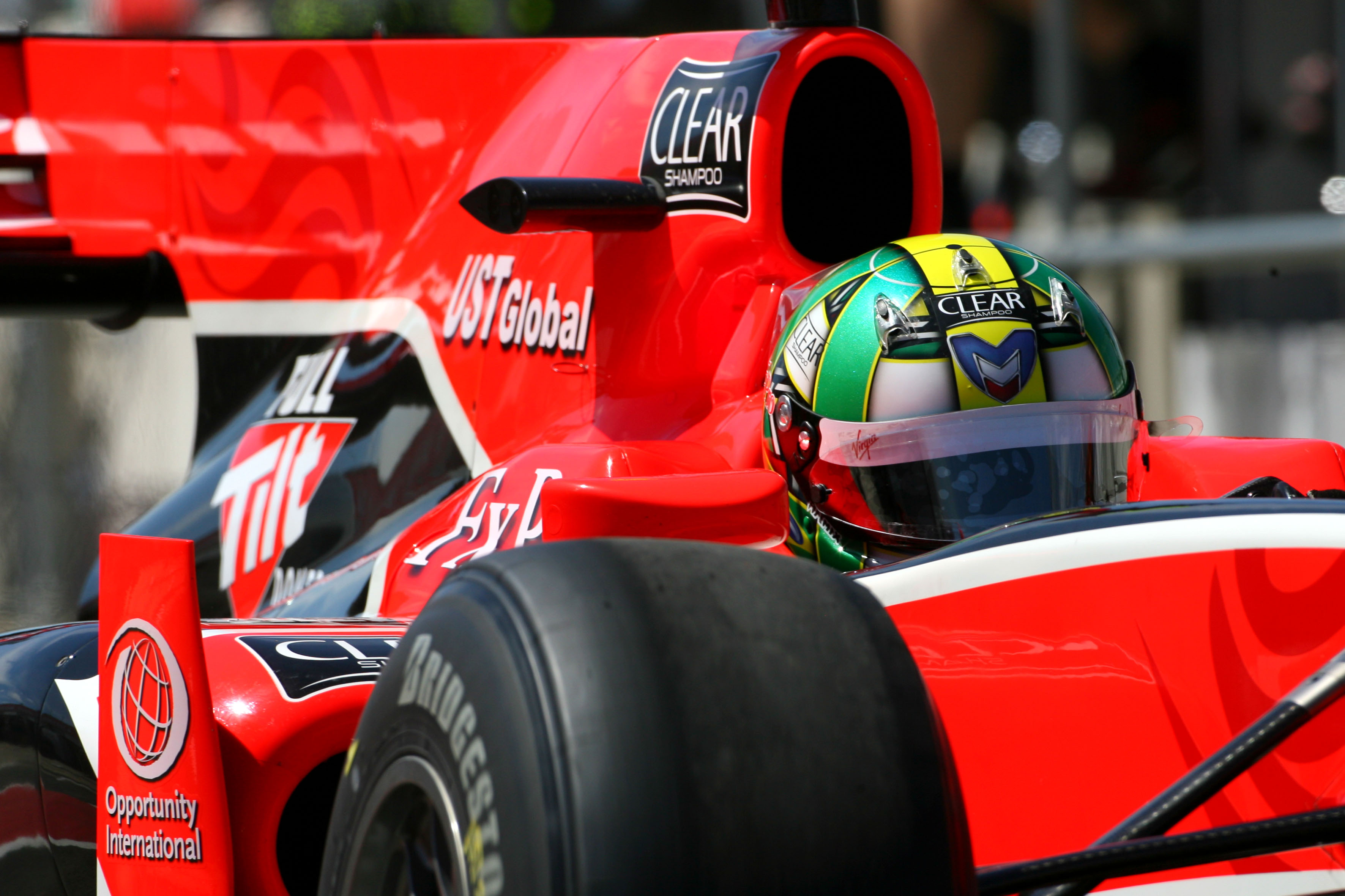 Formula 1 Grand Prix, England, Friday Practice