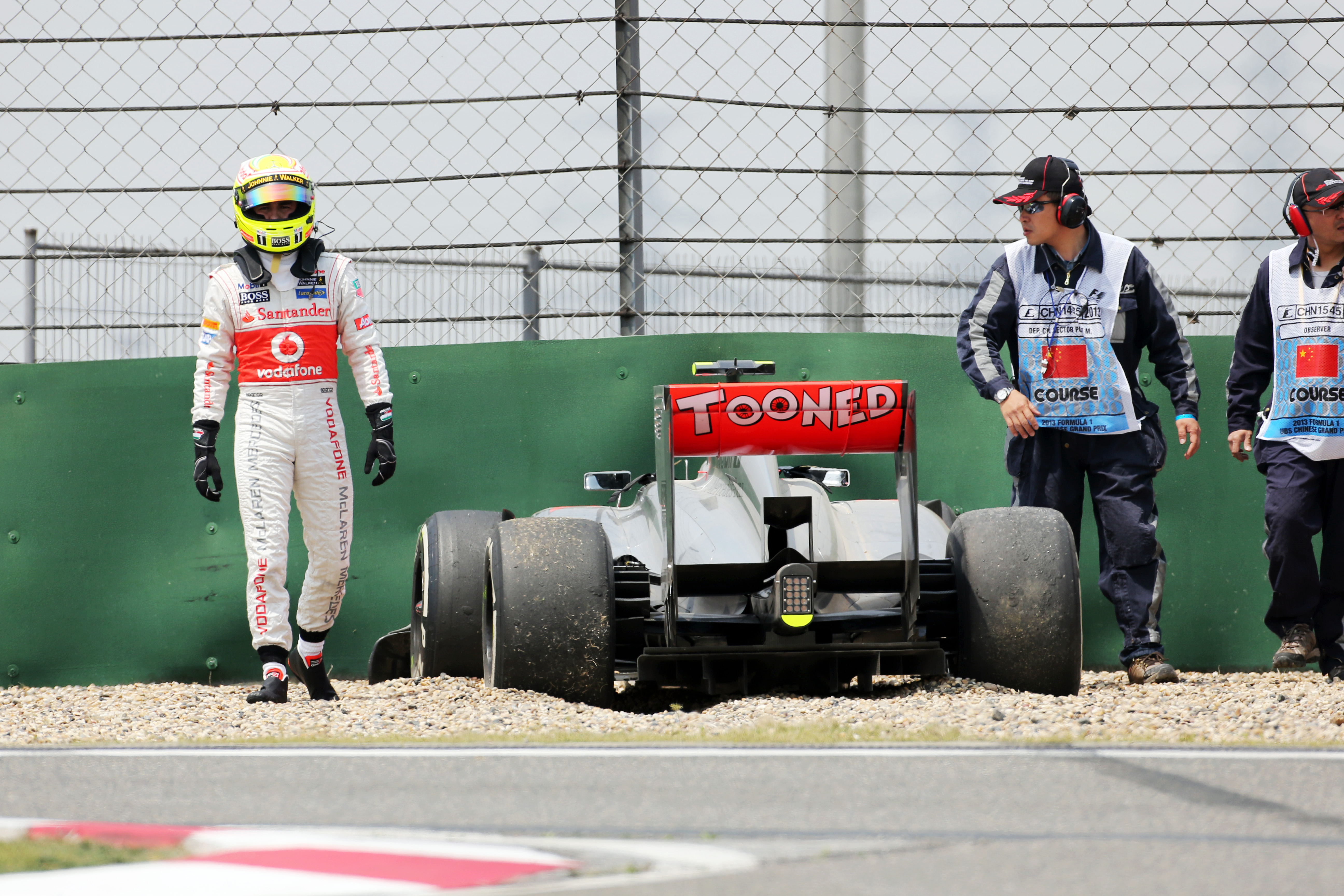 Sergio Perez crash 2013