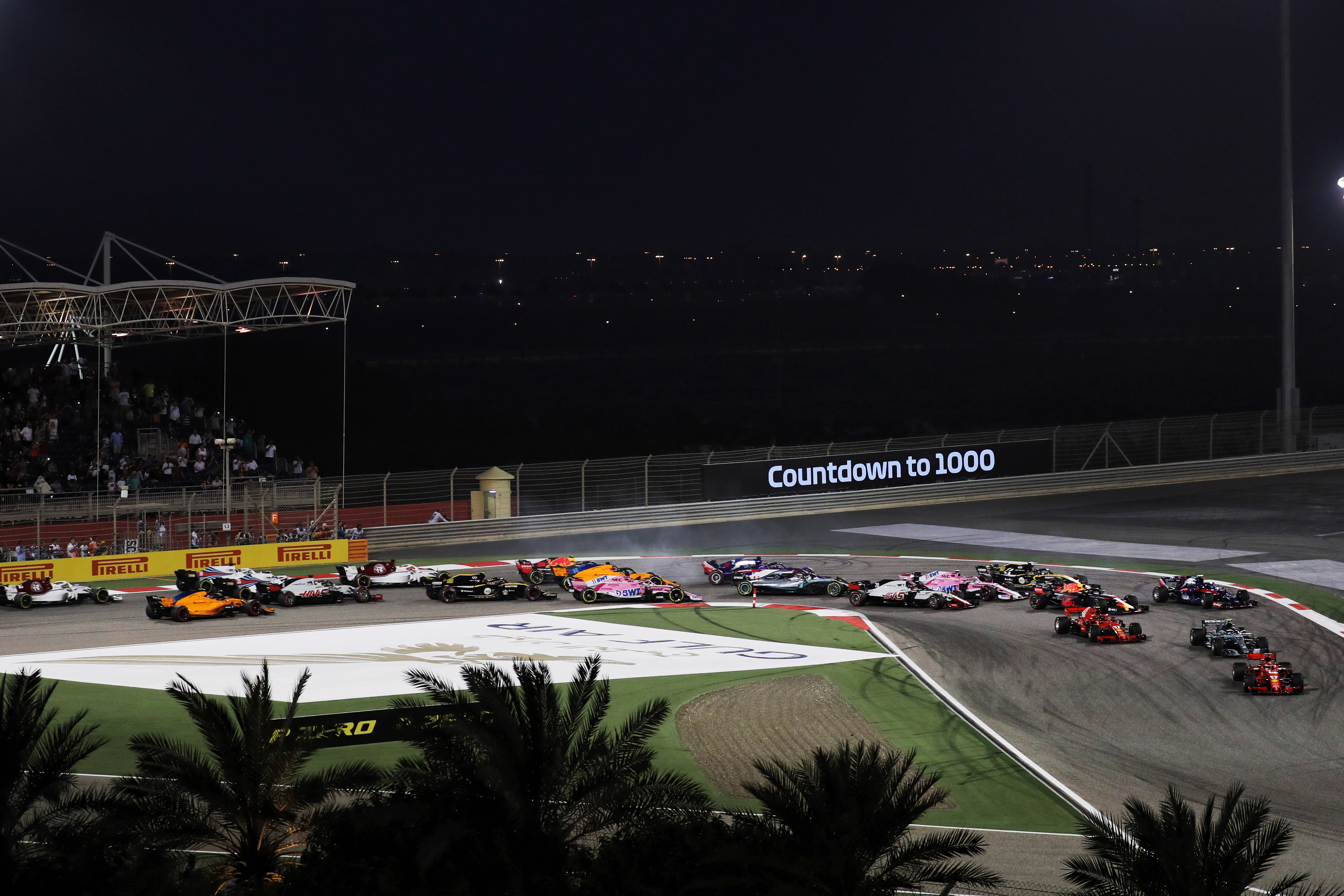 Motor Racing Formula One World Championship Bahrain Grand Prix Race Day Sakhir, Bahrain