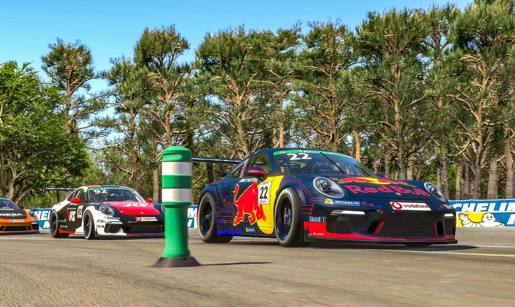 Red Bull driver Job wins 2020 Porsche Esports Supercup title