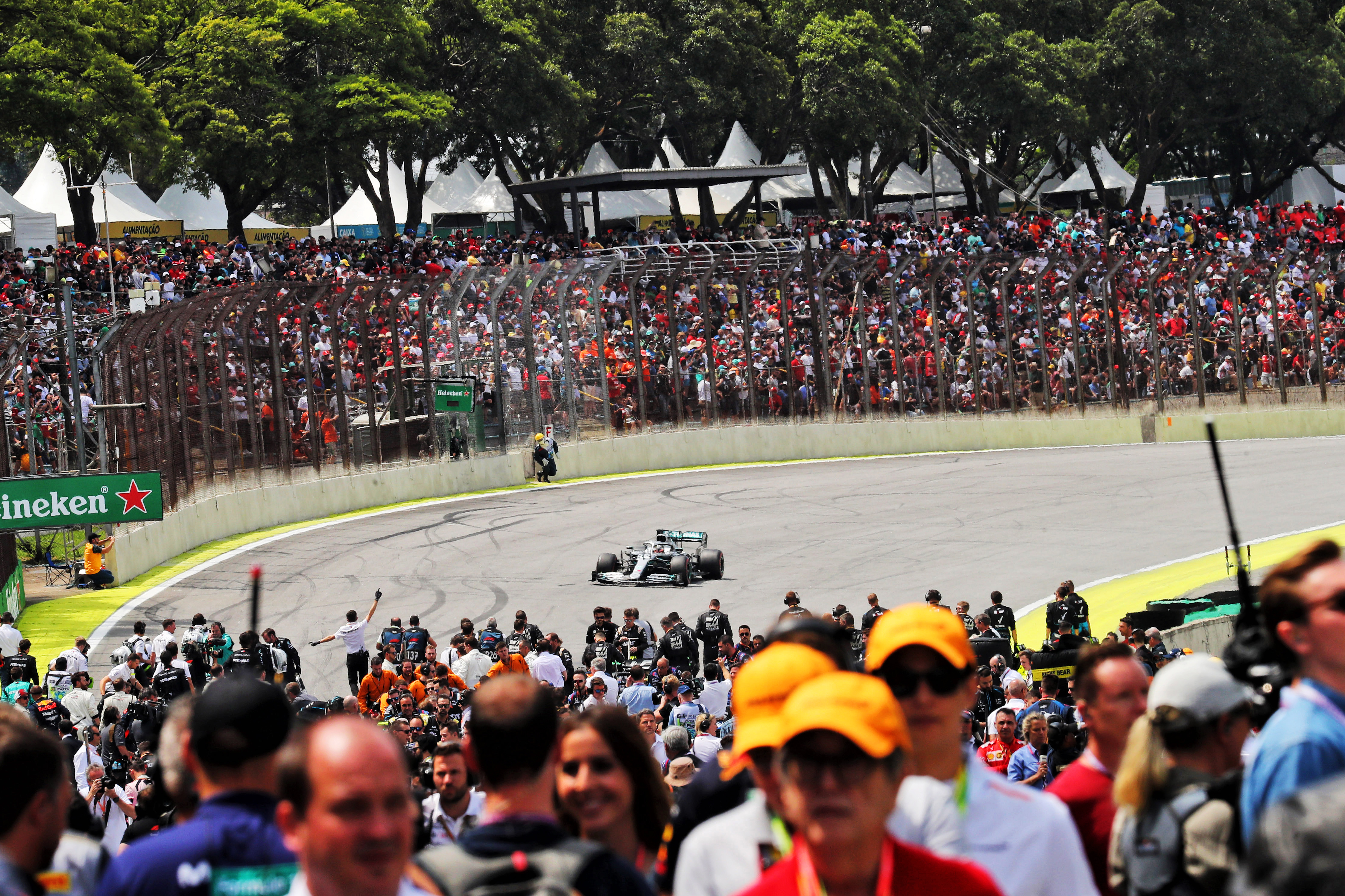 Motor Racing Formula One World Championship Brazilian Grand Prix Race Day Sao Paulo, Brazil