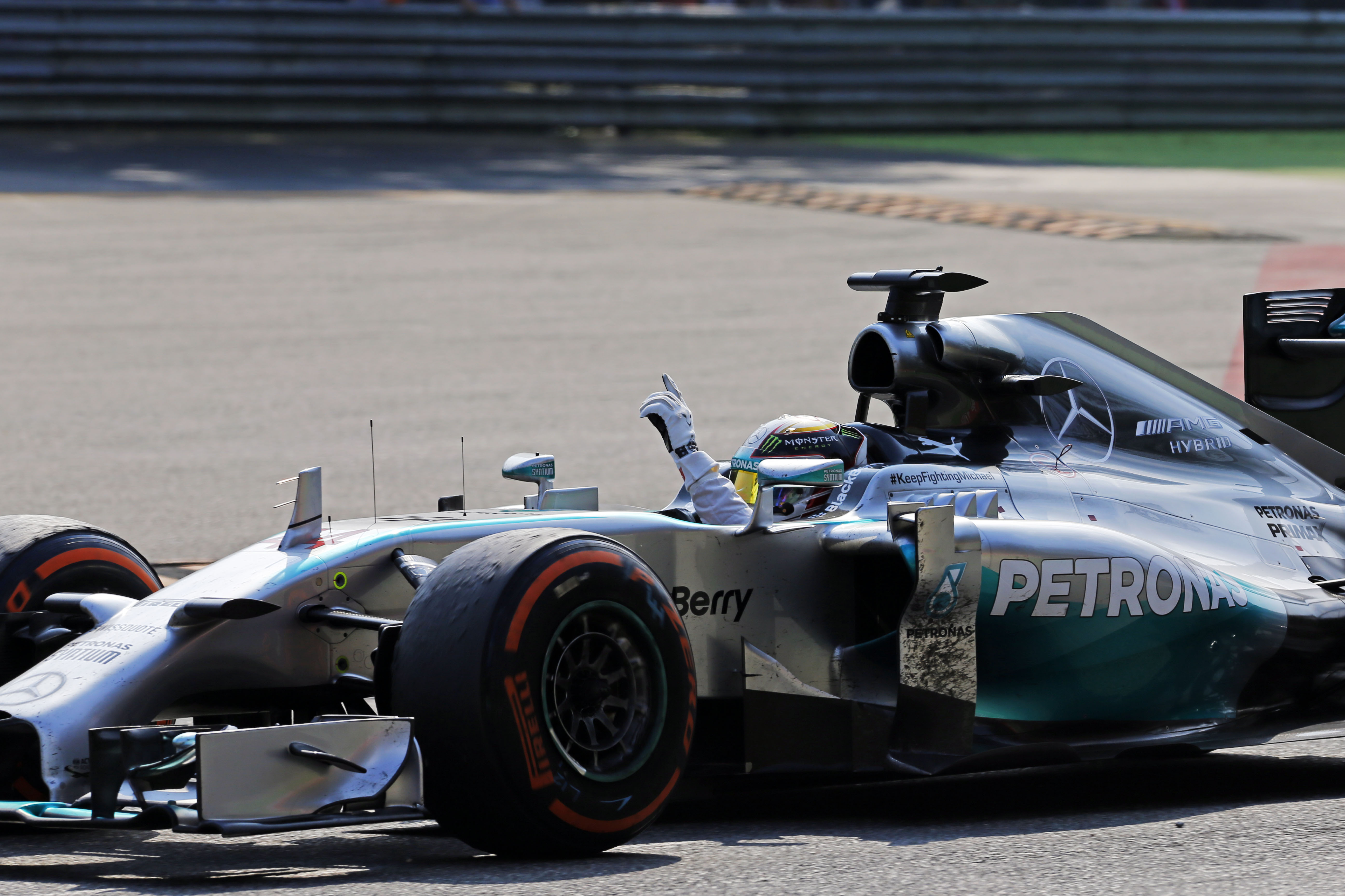 Lewis Hamilton Mercedes wins 2014 Italian Grand Prix Monza