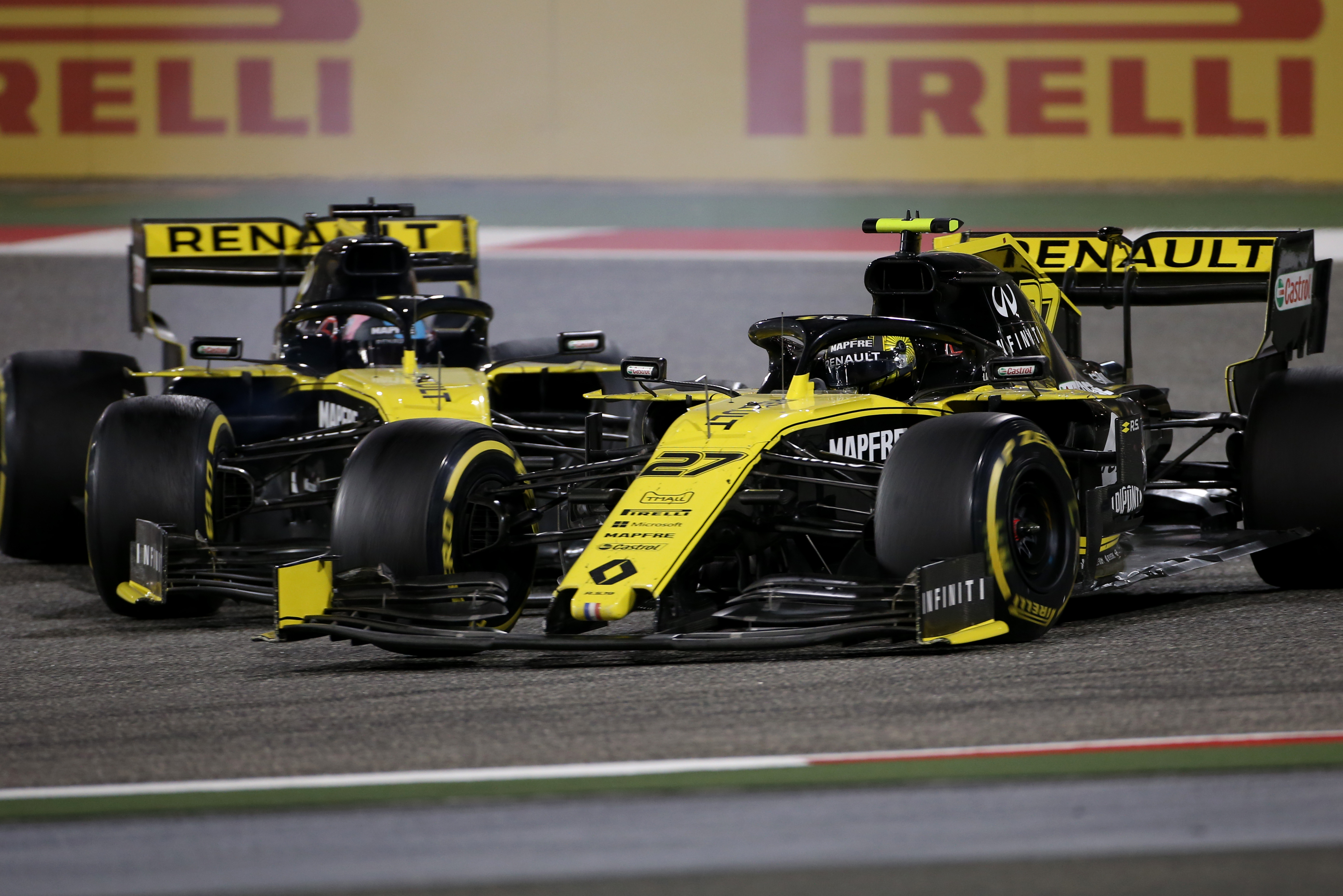 Nico Hulkenberg Daniel Ricciardo Renault Bahrain Grand Prix 2019