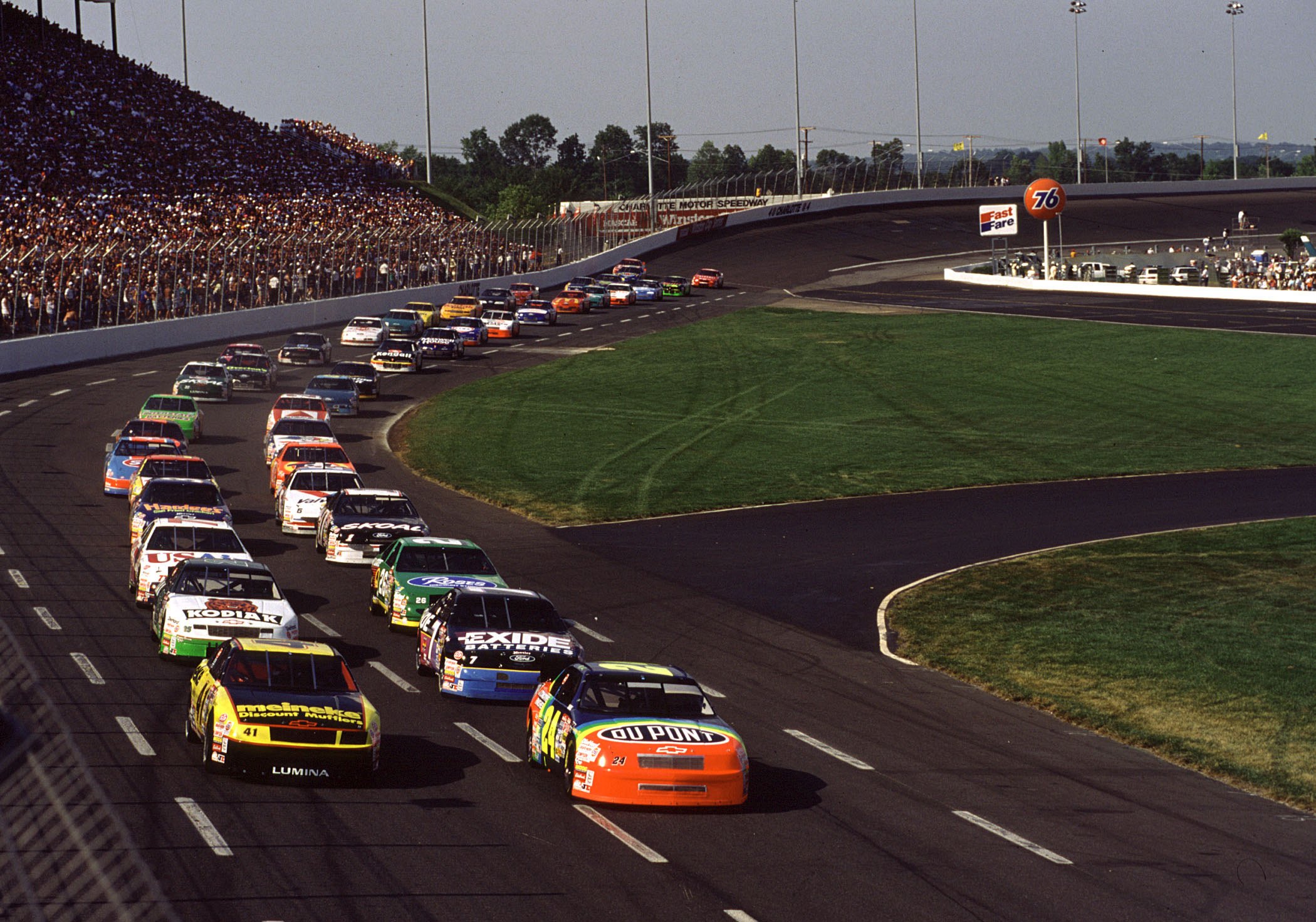 Jeff Gordon Drives In The 1994 Coca Cola 600