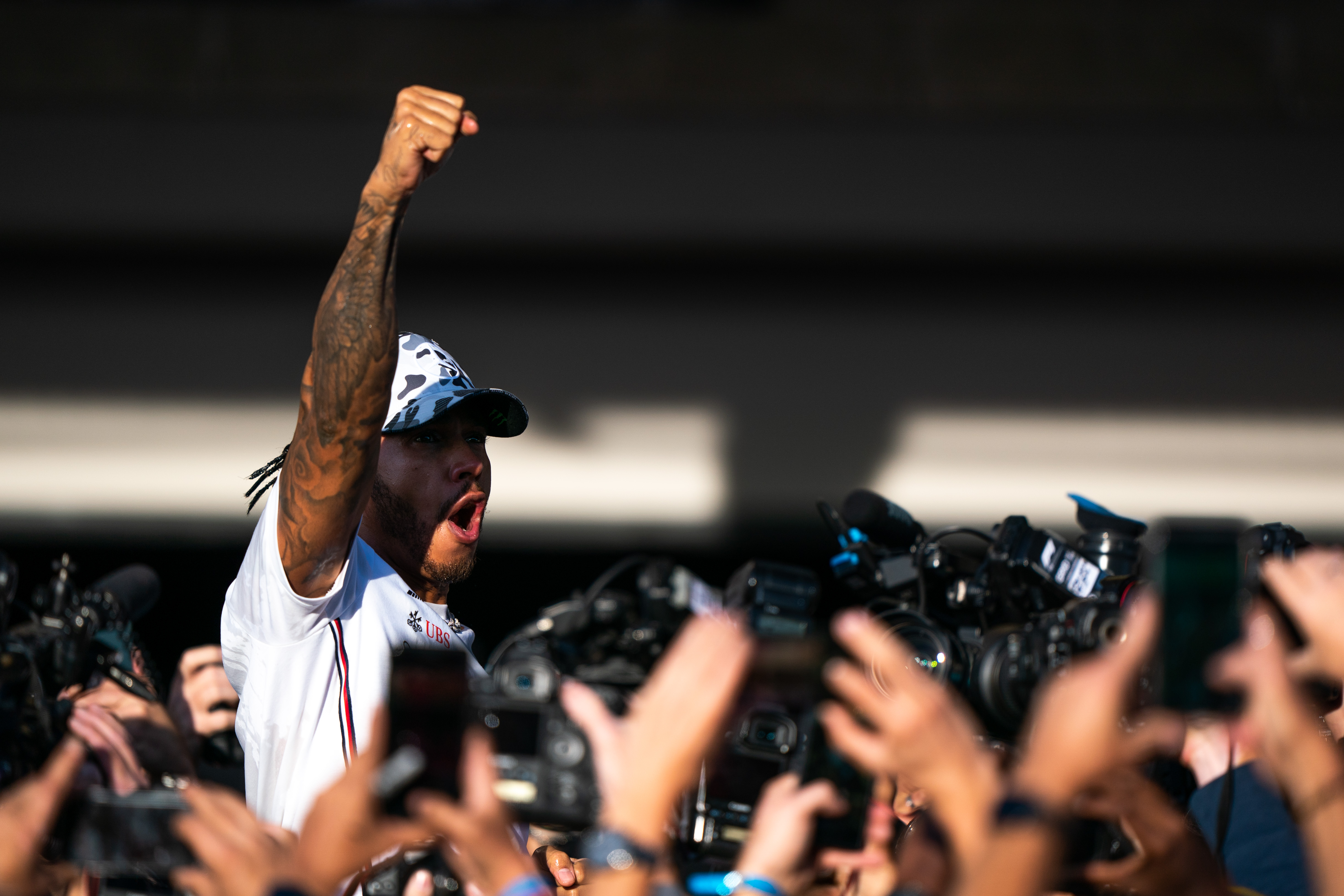 Lewis Hamilton wins 2019 F1 title