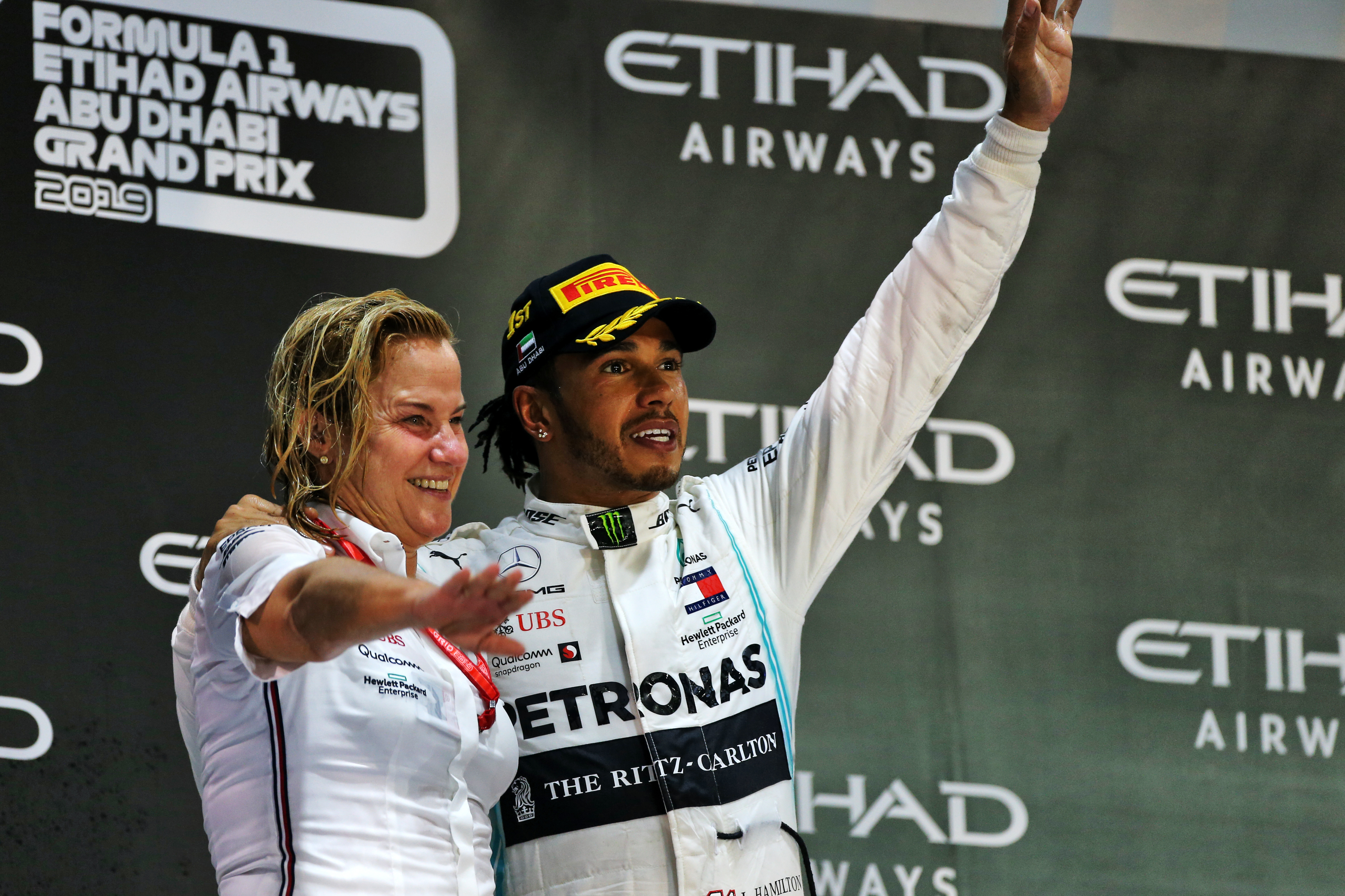 Lewis Hamilton wins 2019 Abu Dhabi Grand Prix