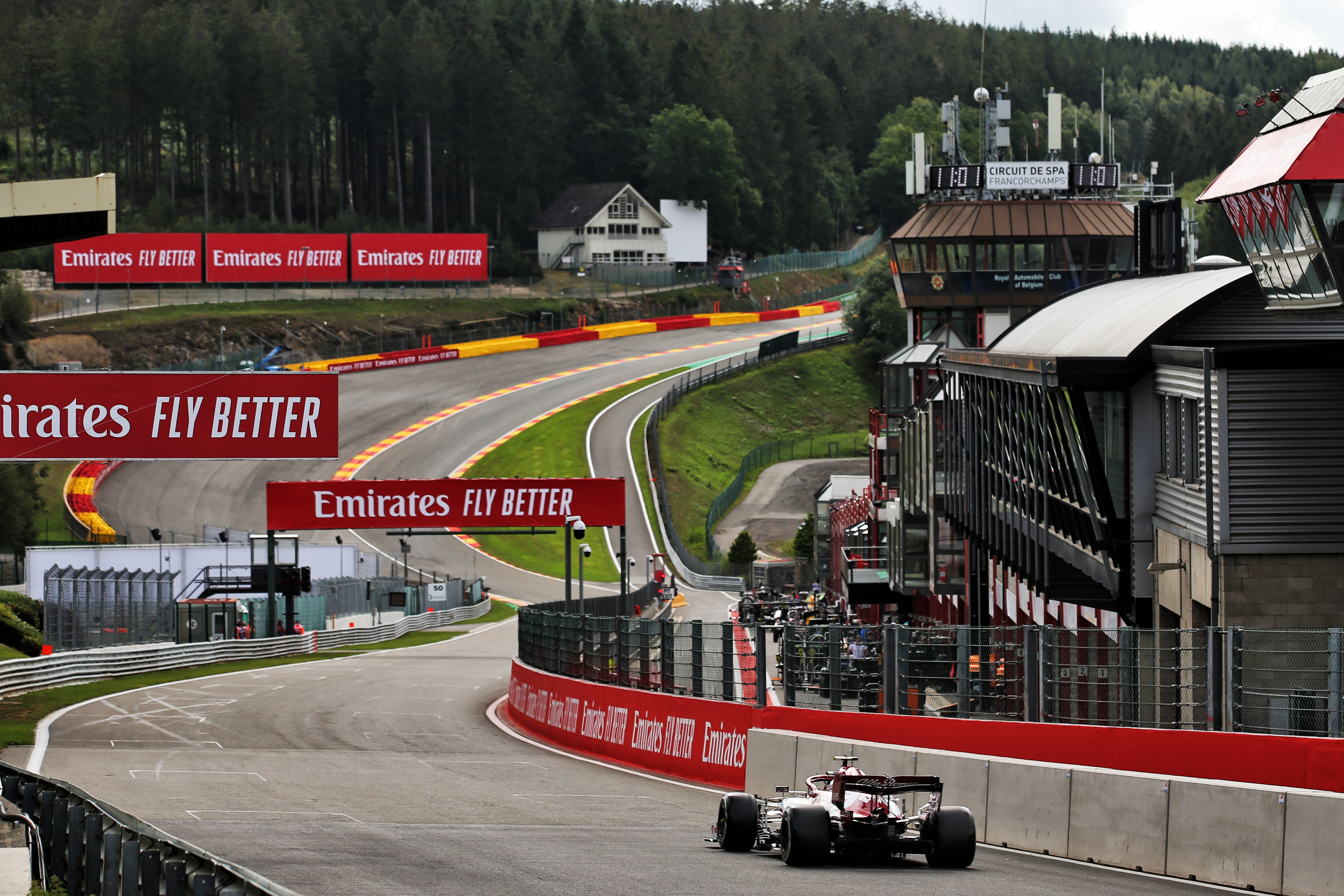 Eau Rouge Spa