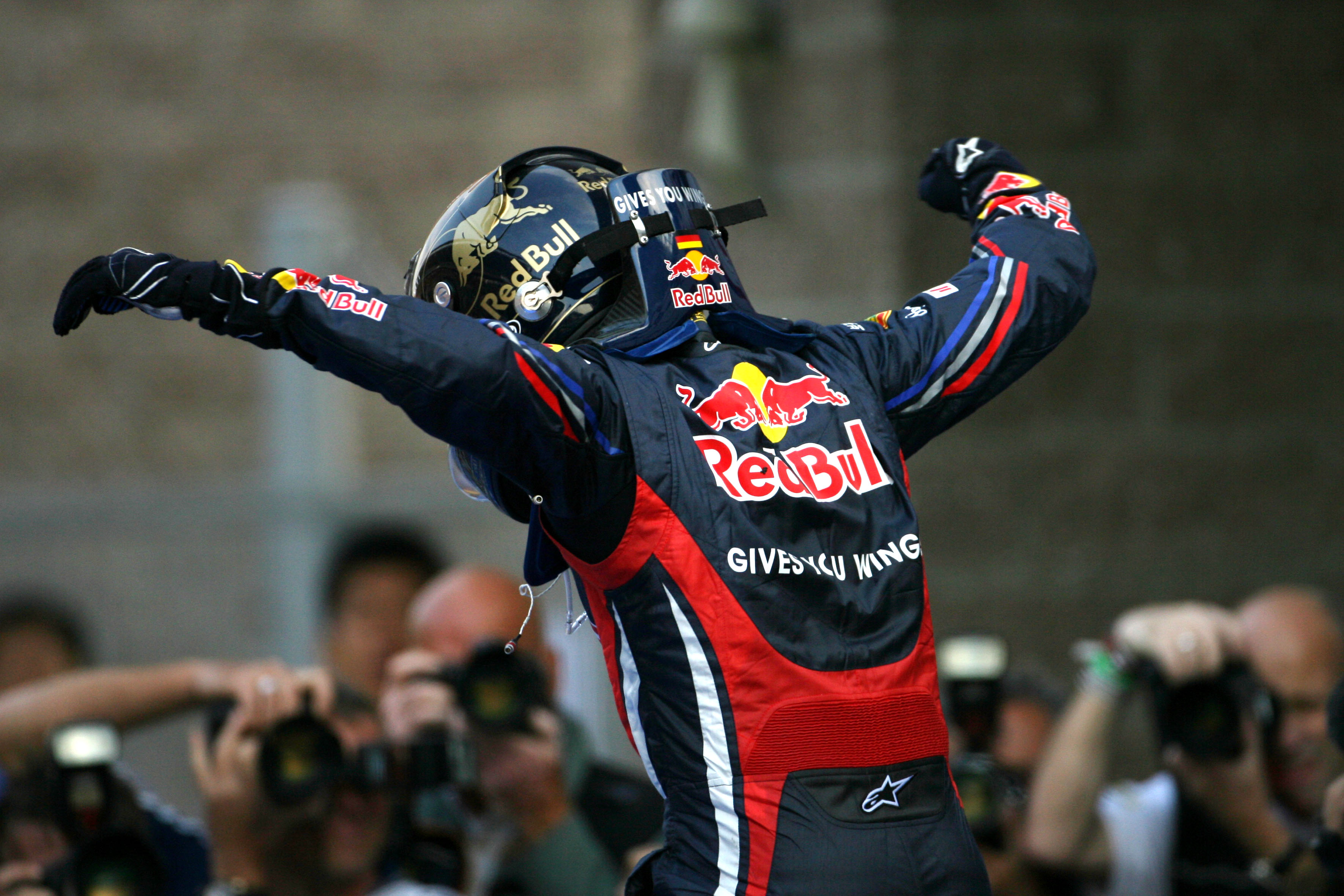 Sebastian Vettel wins Korean Grand Prix 2011