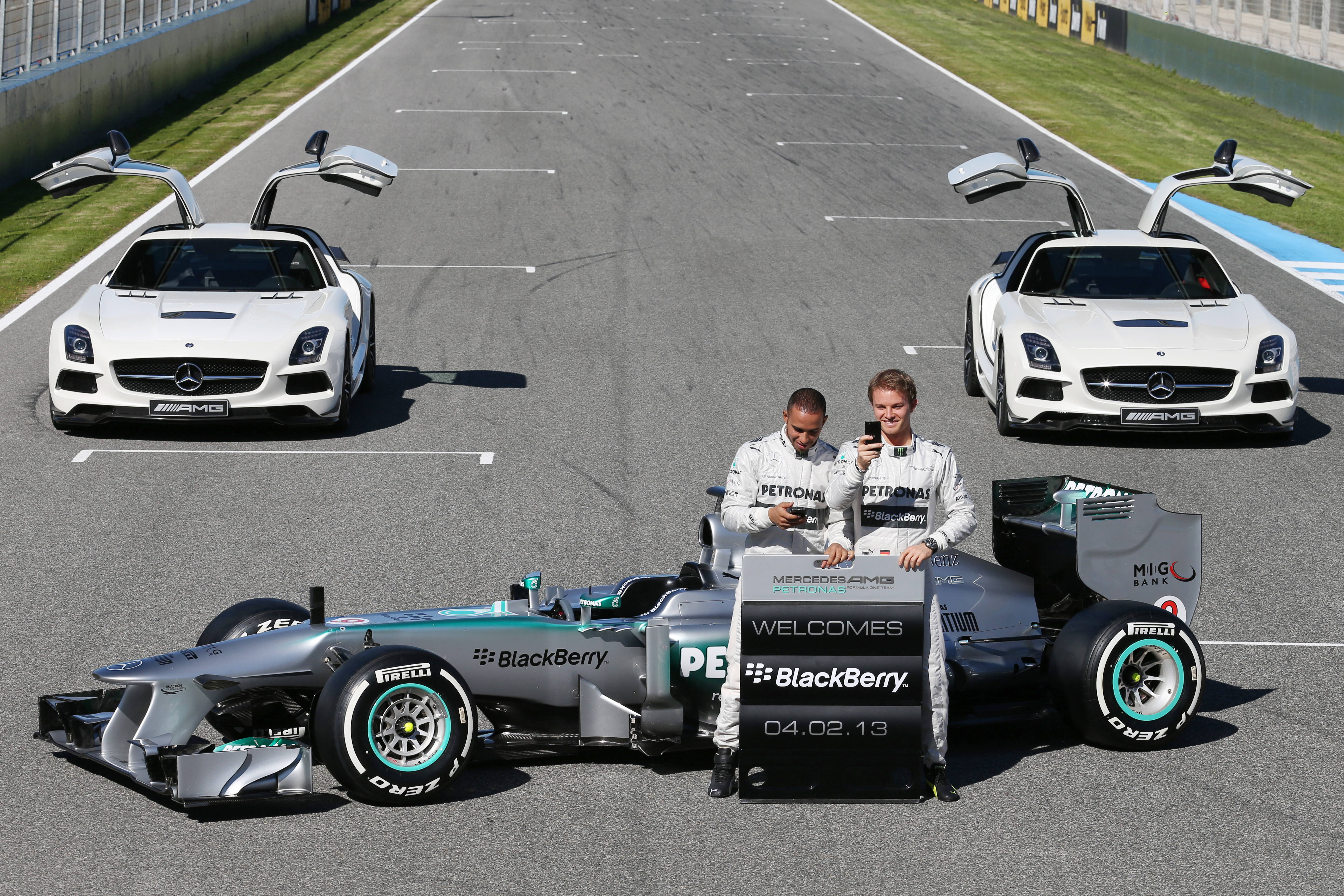 Mercedes launch 2013