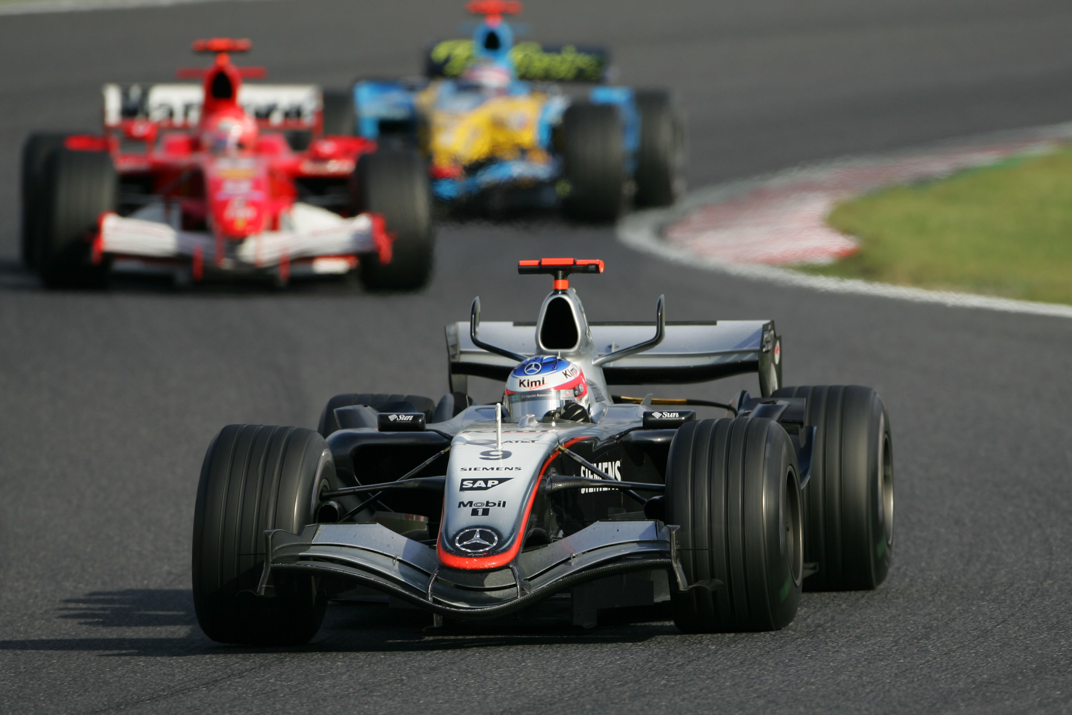 Kimi Raikkonen, McLaren, Japanese Grand Prix, F1 2005