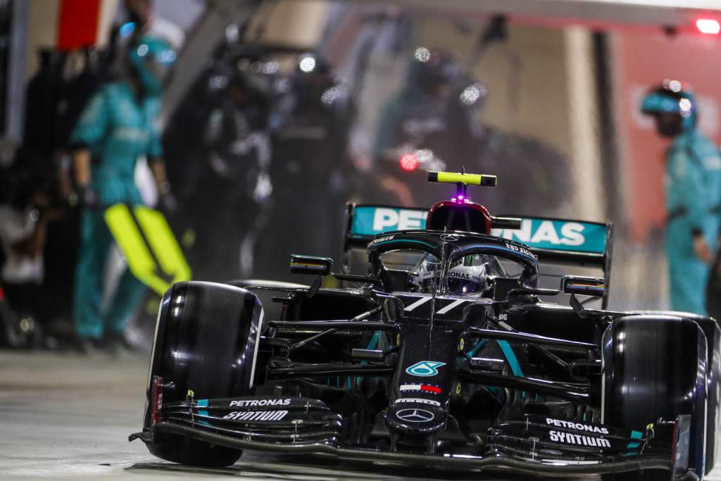 Valtteri Bottas Mercedes F1 pitstop Sakhir GP 2020