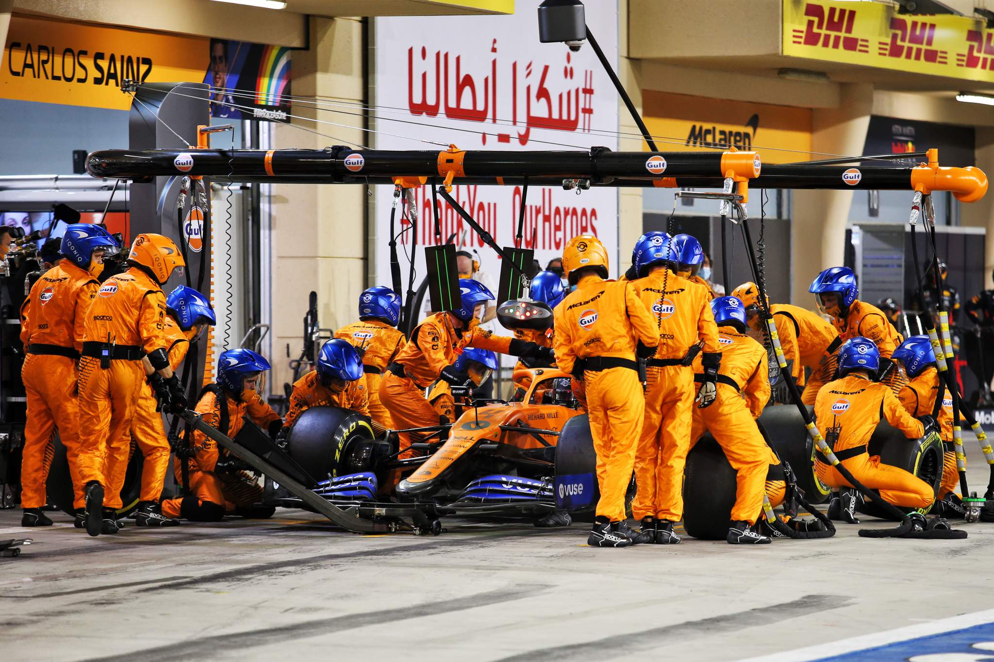 Motor Racing Formula One World Championship Bahrain Grand Prix Race Day Sakhir, Bahrain