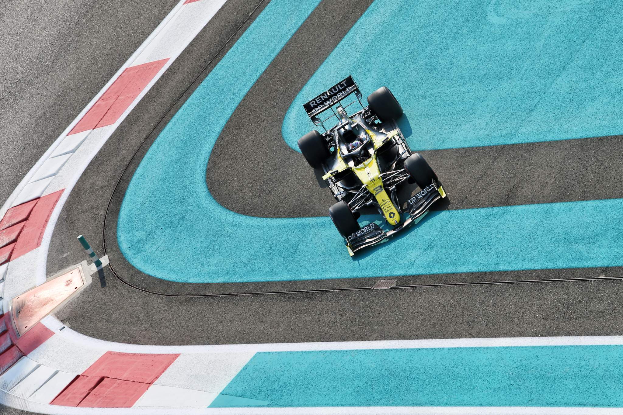 Six Reasons Abu Dhabi F1 Races Consistently Disappoint The Race
