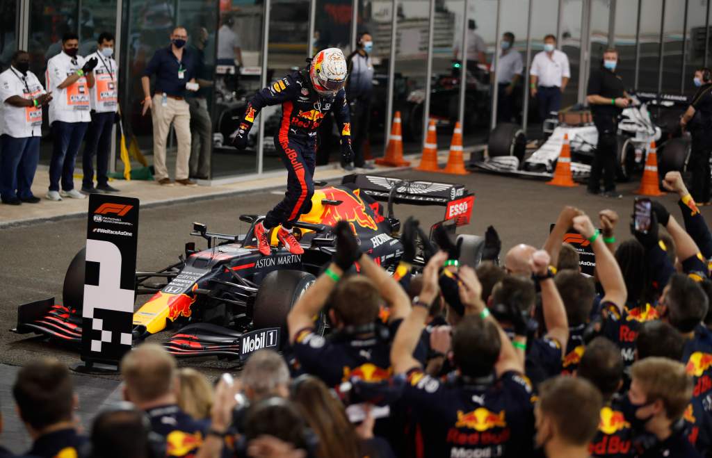 Max Verstappen wins Abu Dhabi Grand Prix 2020