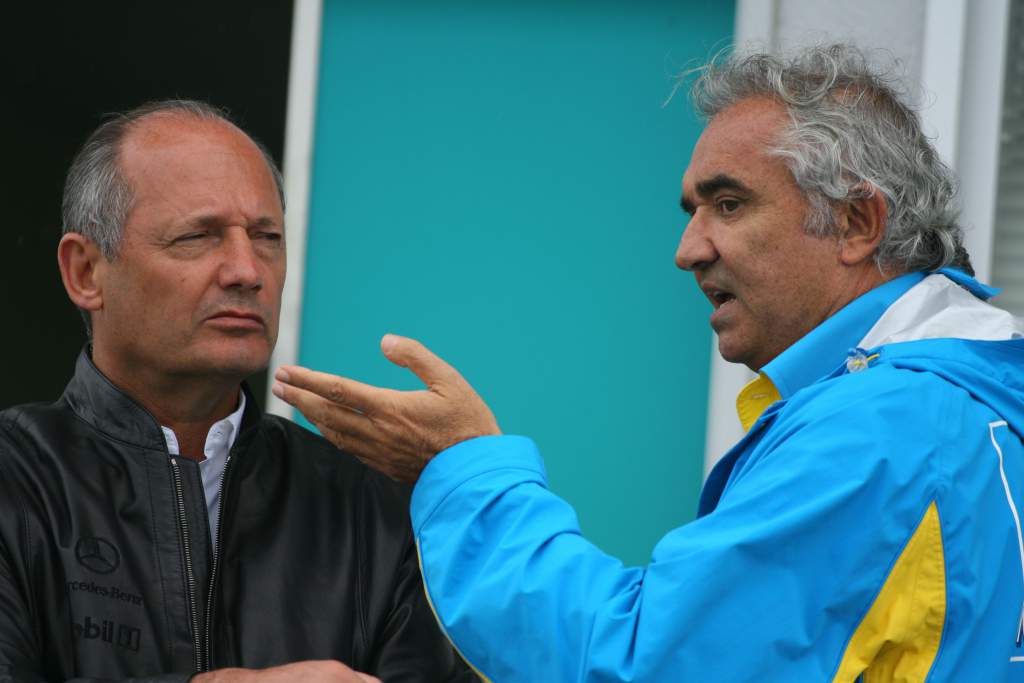 Ron Dennis Flavio Briatore McLaren Renault F1 2006