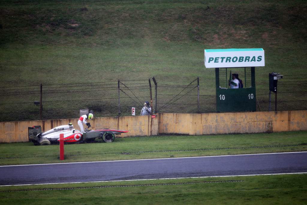 Sergio Perez crash McLaren 2013