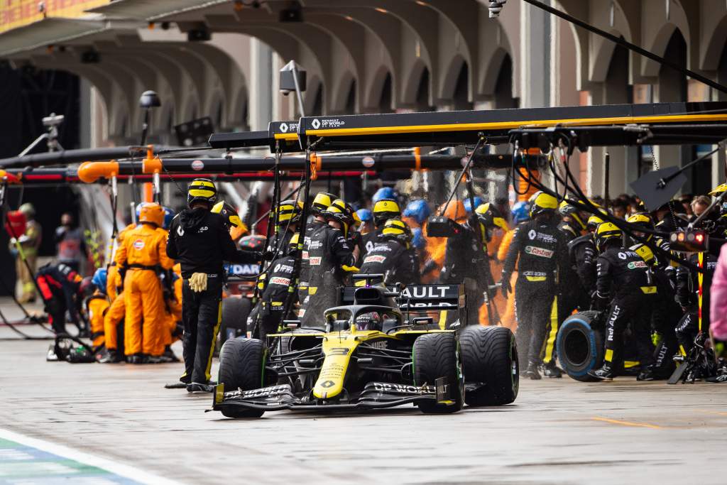 Daniel Ricciardo Renault F1 pitstop 2020