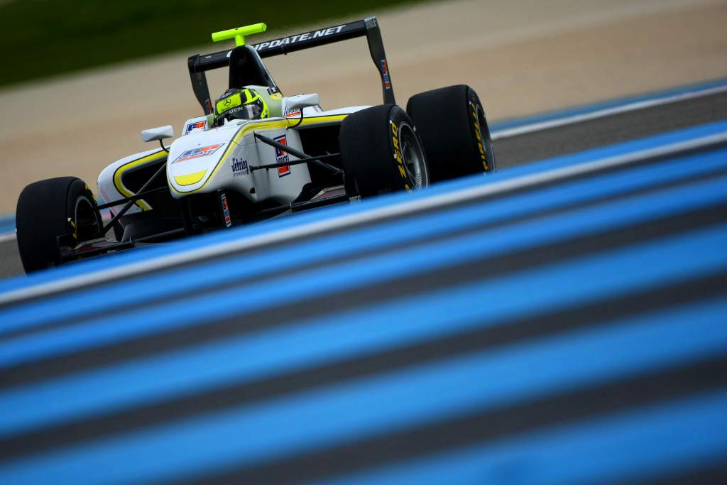 Renger van der Zande GP3 testing