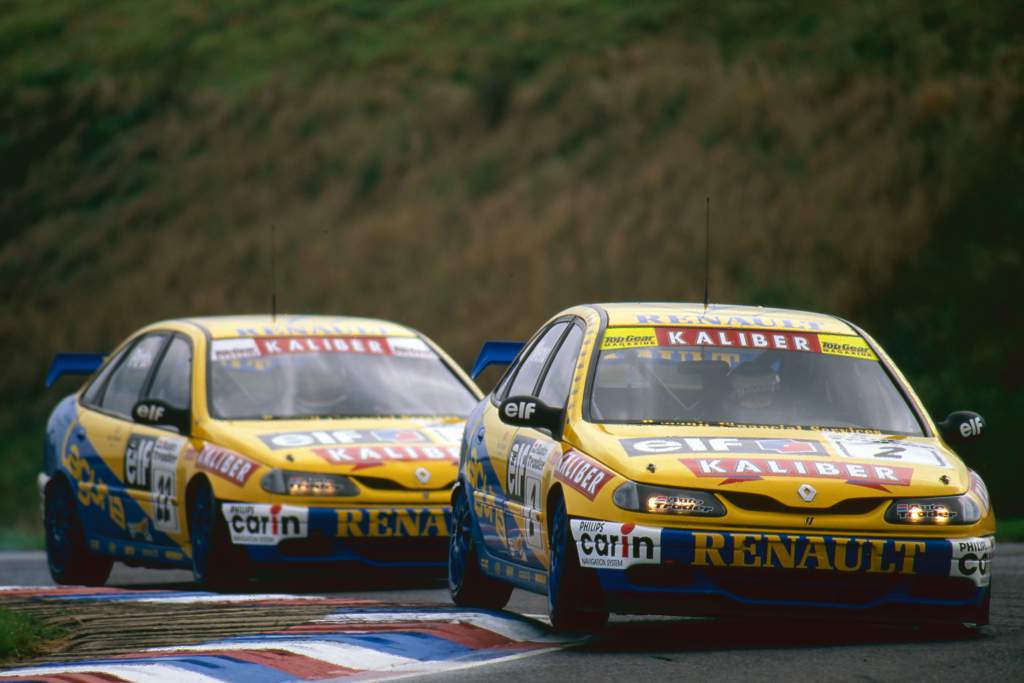 Alain Menu Williams Renault Laguna BTCC