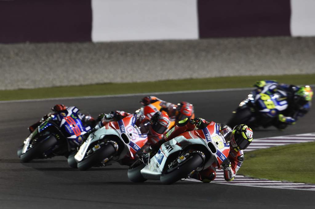 Iannone Dovizioso Lorenzo Marquez Rossi Qatar MotoGP 2016