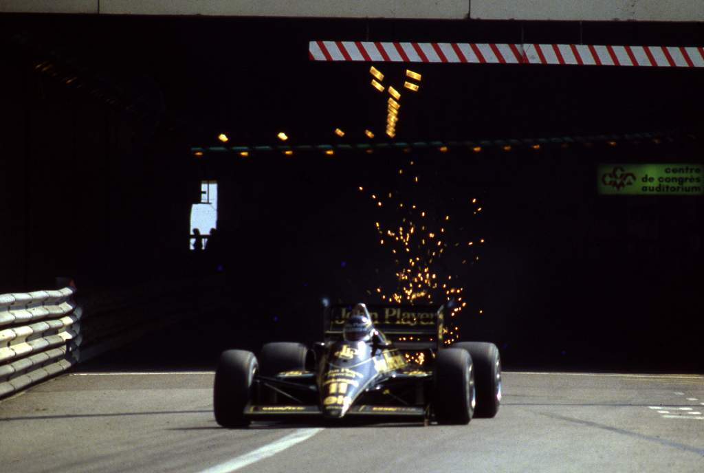 Johnny Dumfries Lotus Imola 1986