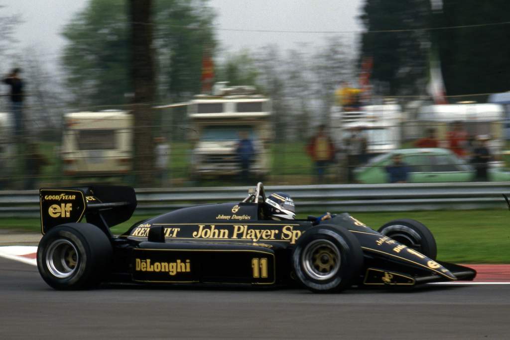 Johnny Dumfries Lotus Imola 1986