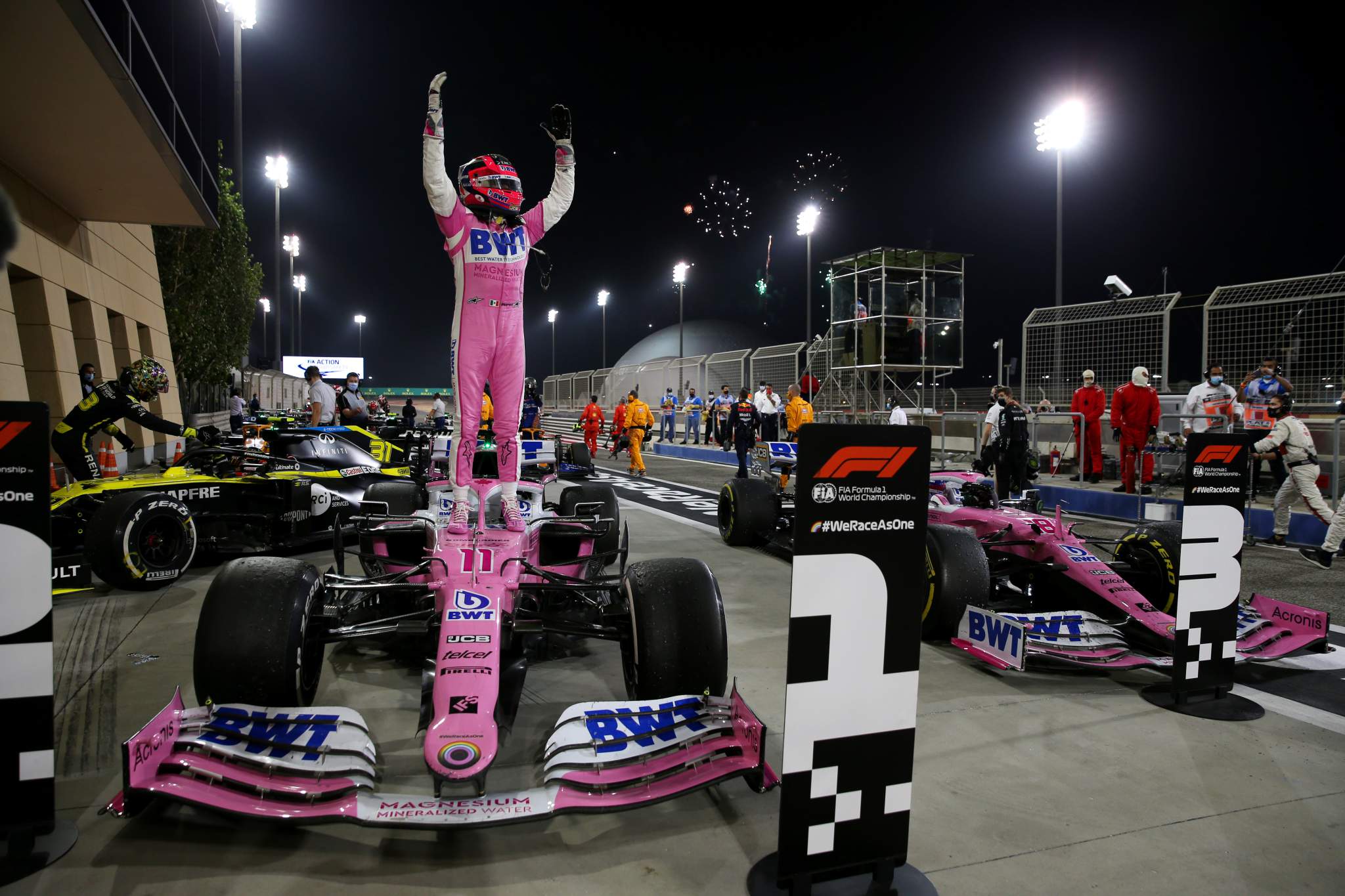 Motor Racing Formula One World Championship Sakhir Grand Prix Race Day Sakhir, Bahrain