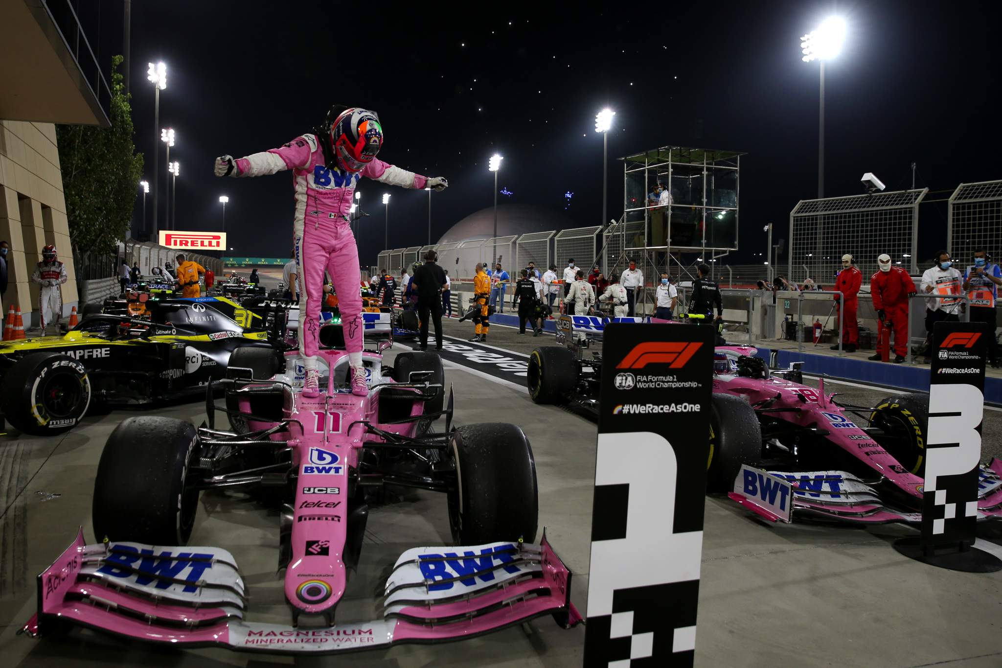 Motor Racing Formula One World Championship Sakhir Grand Prix Race Day Sakhir, Bahrain