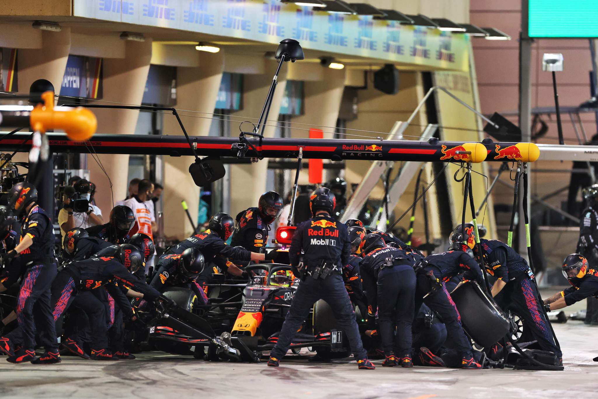 Motor Racing Formula One World Championship Bahrain Grand Prix Race Day Sakhir, Bahrain