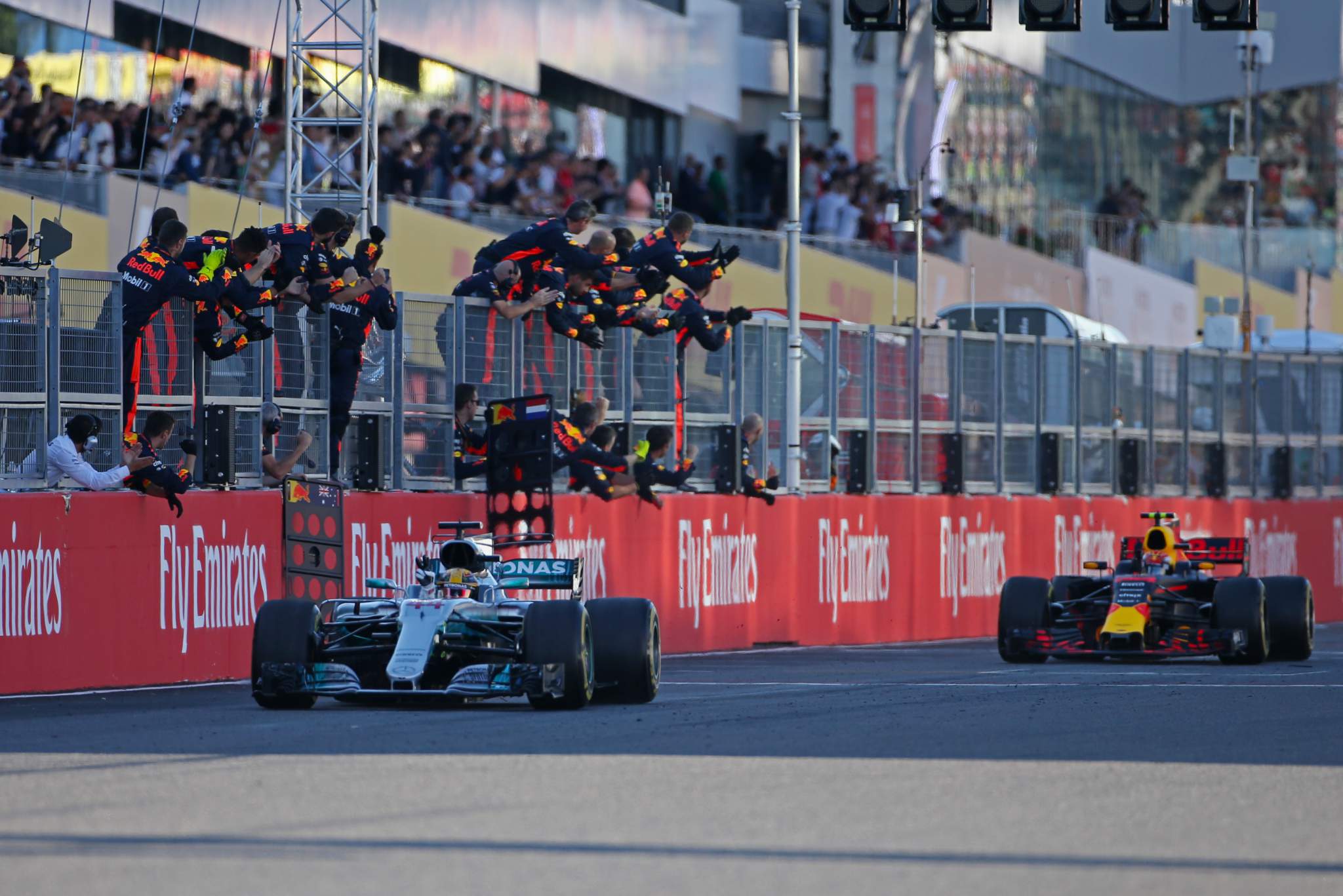 Motor Racing Formula One World Championship Japanese Grand Prix Race Day Suzuka, Japan