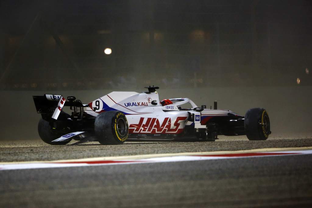 Nikita Mazepin crash Haas Bahrain GP F1