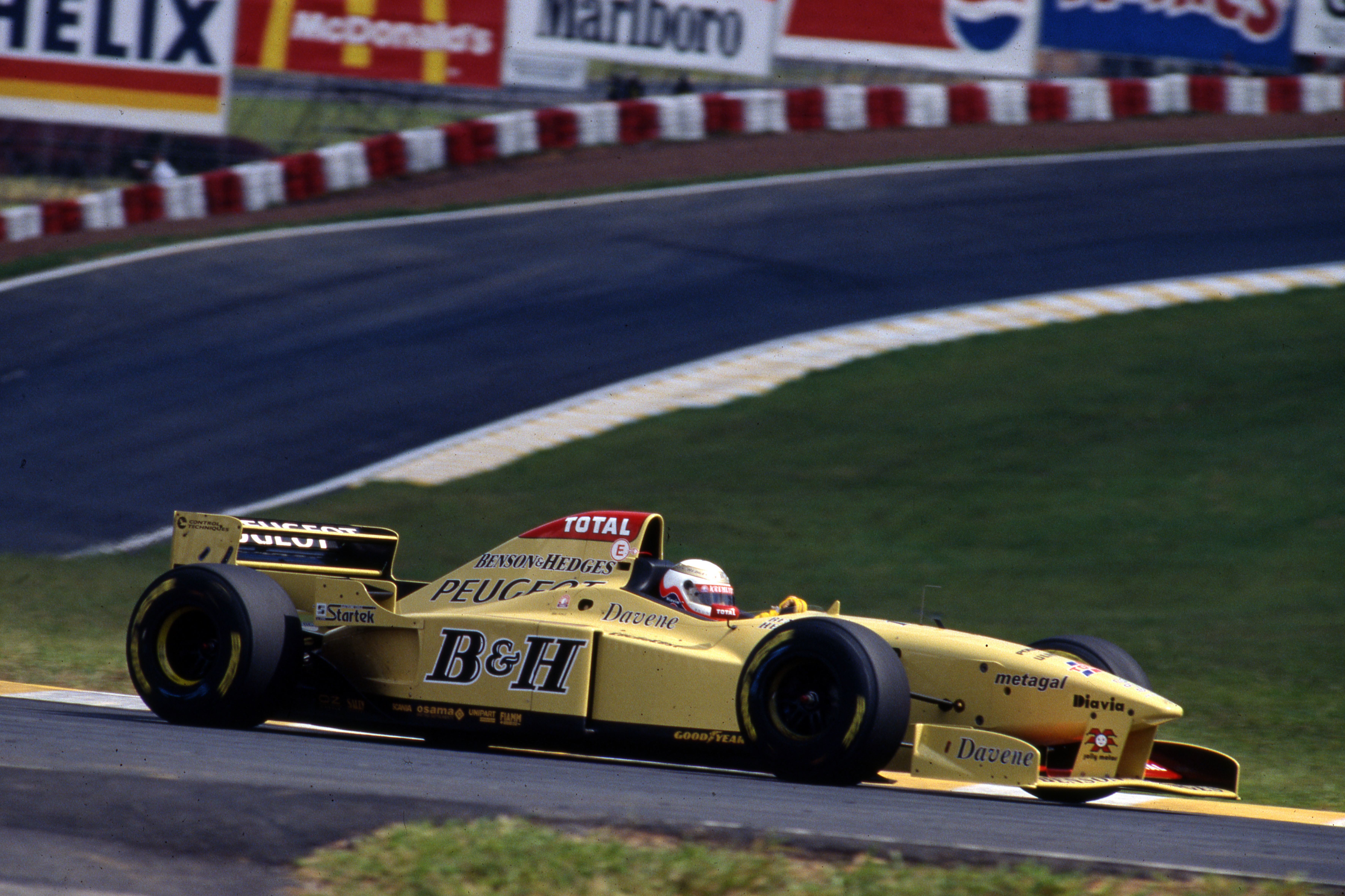Martin Brundle Jordan Interlagos 1996