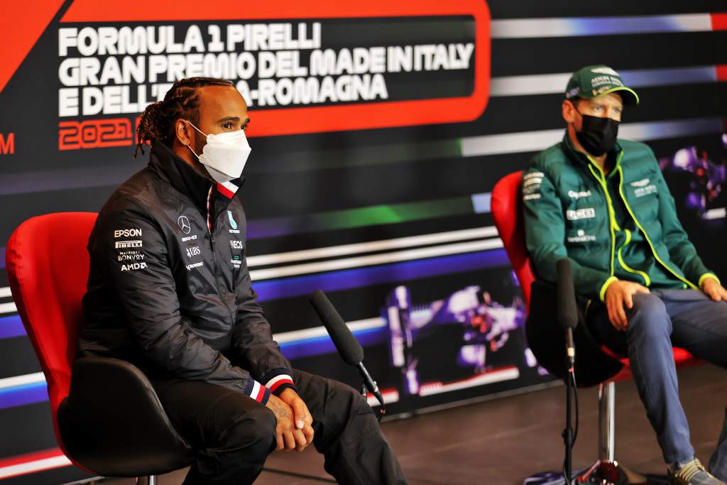 Lewis Hamilton unimpressed by F1's lack of 'silverware