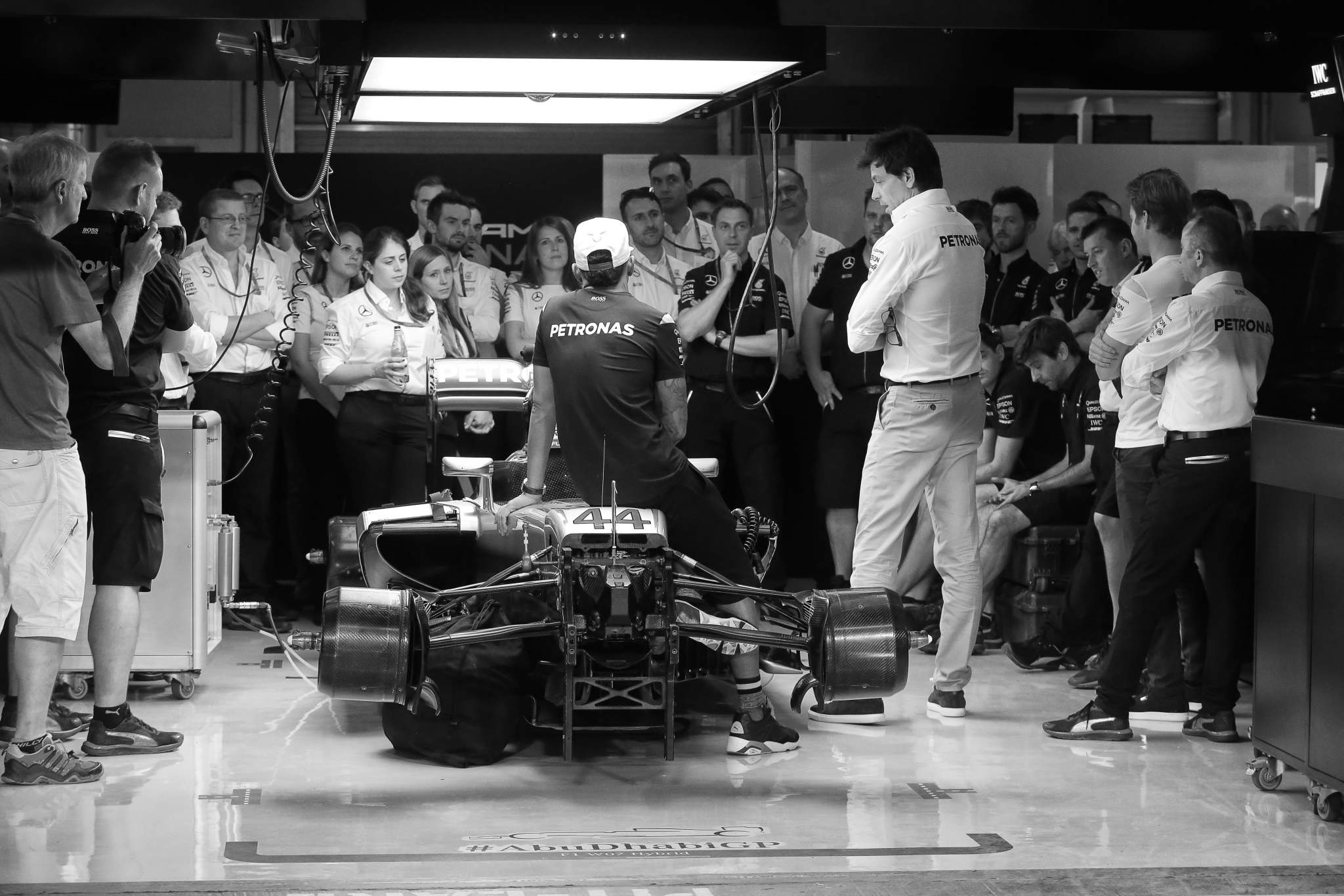 Mercedes F1 team meeting 2016