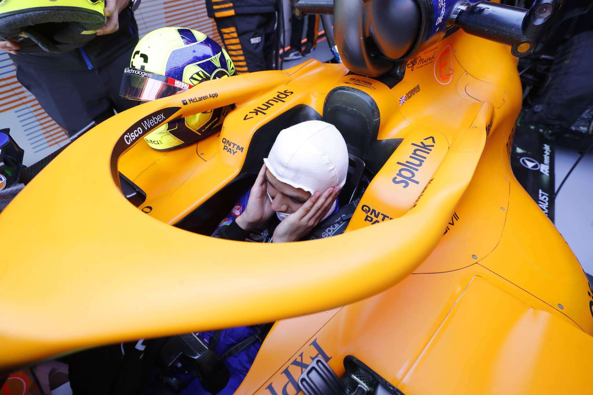 Lando Norris, Mclaren, In Garage