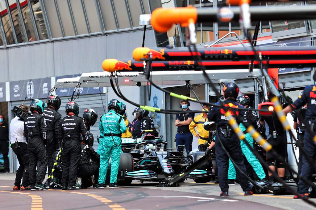 Valtteri Bottas Mercedes pitstop Monaco F1