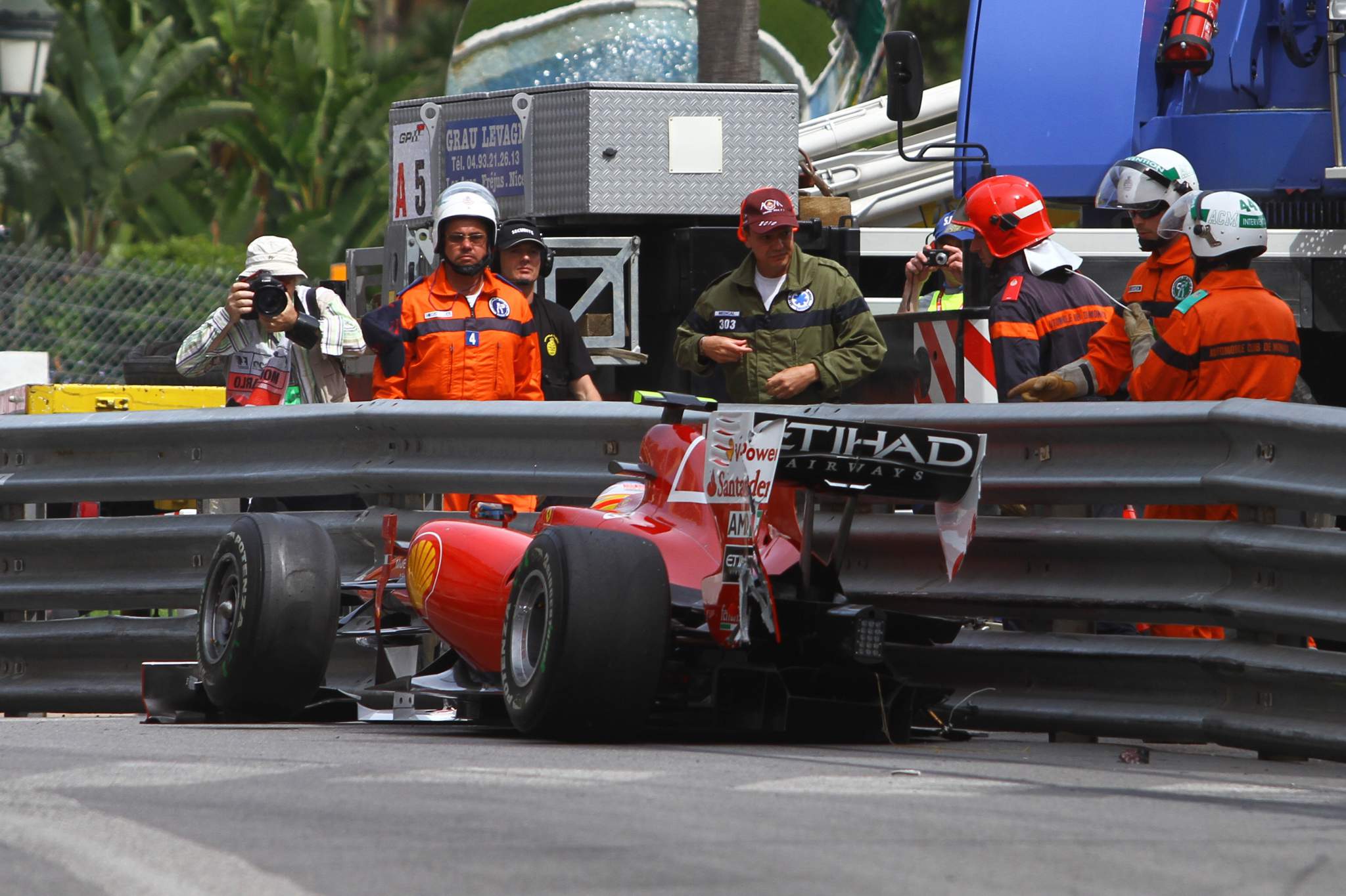 Fernando Alonso Ferrari Monaco practice crash 2010