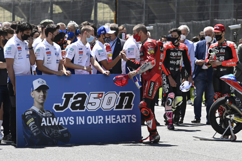 Jason Dupasquier MotoGP minute of silence