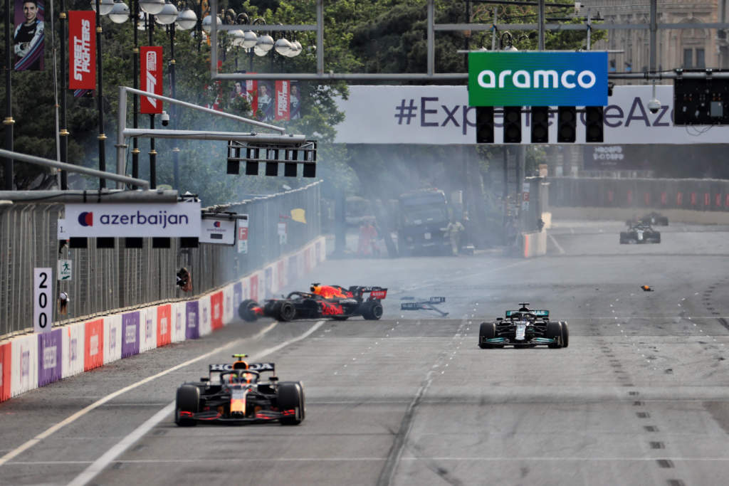 Max Verstappen Red Bull F1 crash Baku