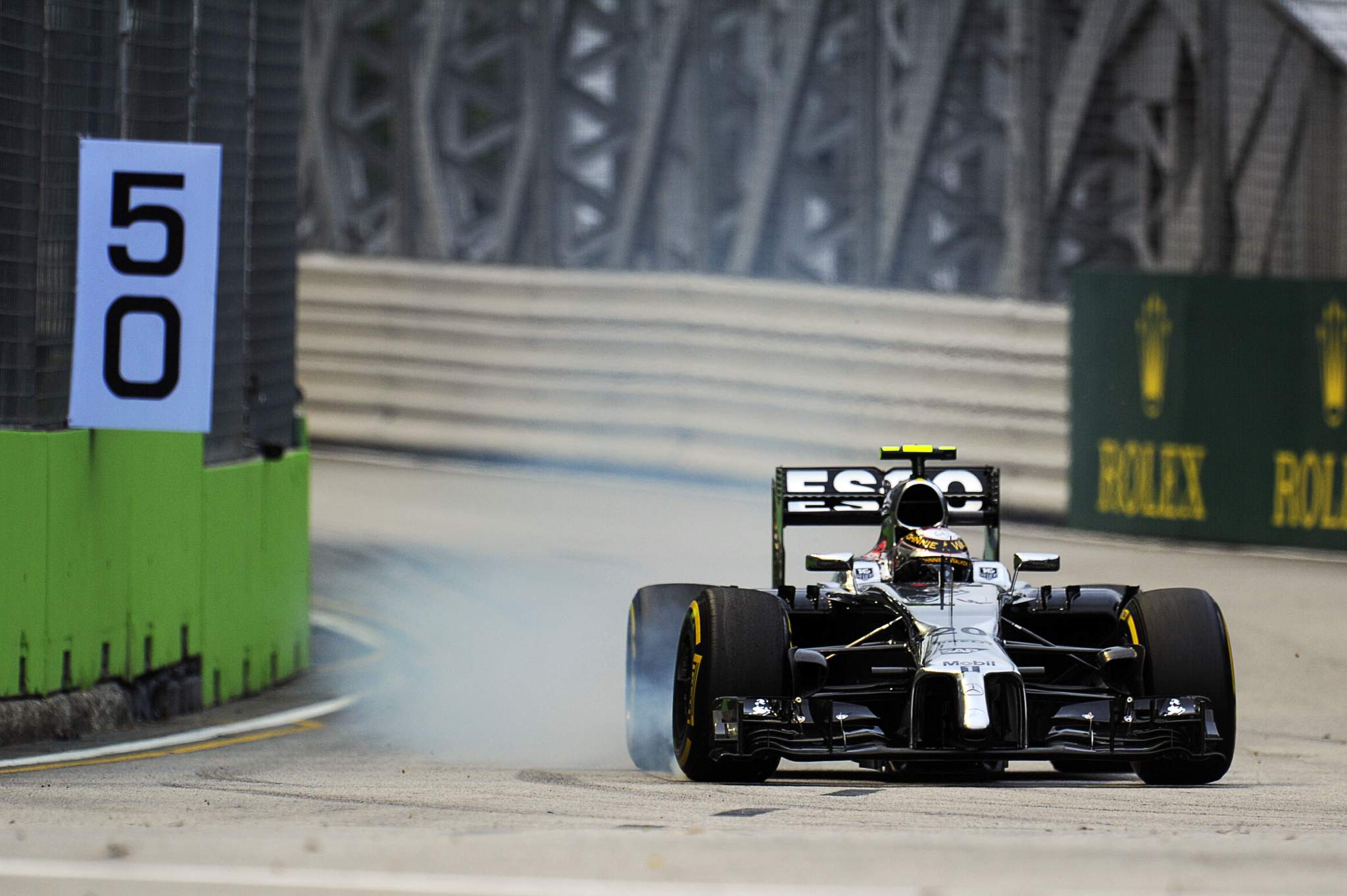 Kevin Magnussen McLaren Singapore Grand Prix 2014